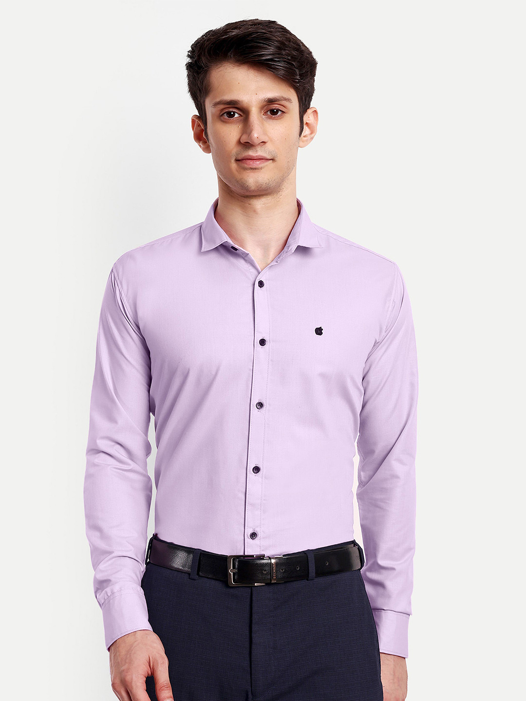 

GETCHI Premium Spread Collar Applique Regular Fit Formal Shirt, Lavender