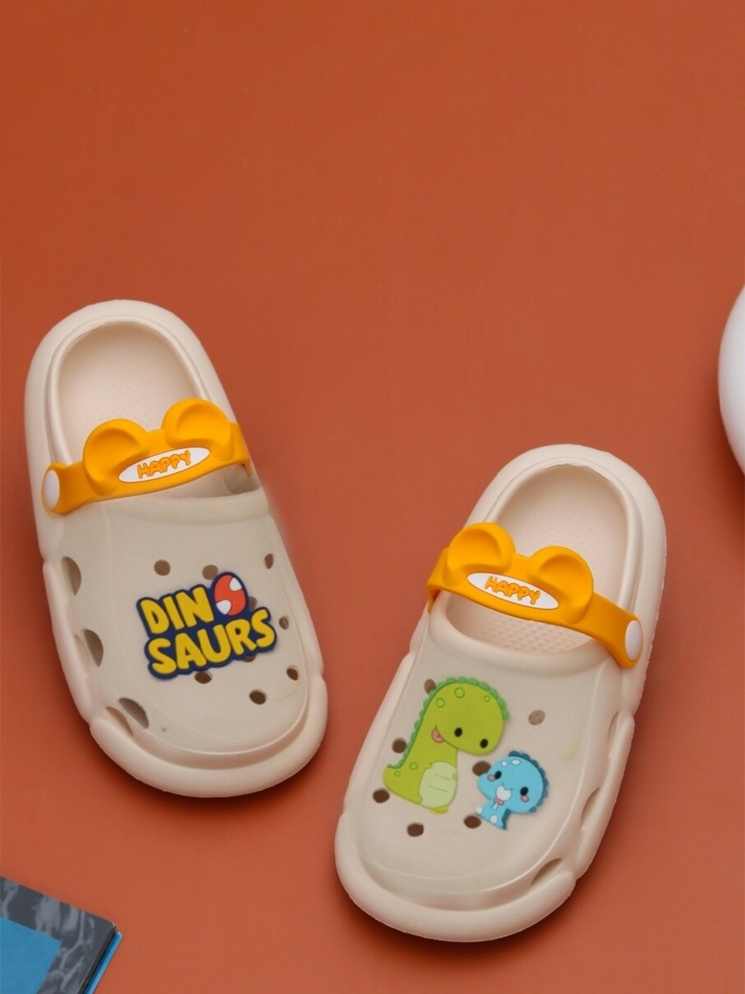 

Yellow Bee Boys Cute Dino Rubber Clogs, Beige