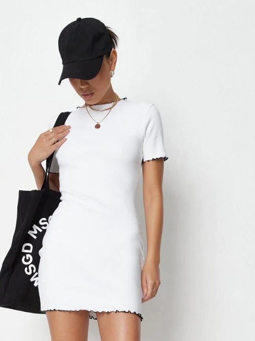 

Styched Boat Neck Short Sleeves Cotton Sheath Dress, White