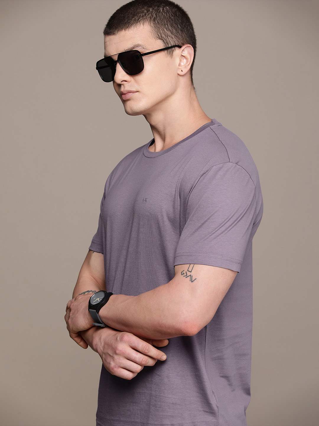 

Calvin Klein Jeans Pure Cotton Regular fit Casual T-shirt, Purple