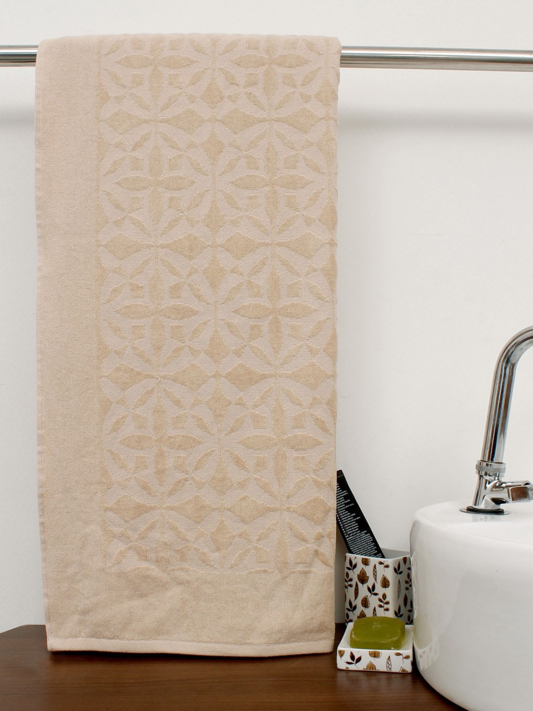 

AVI Living Beige Self-Designed 350 GSM Pure Cotton Bath Towel