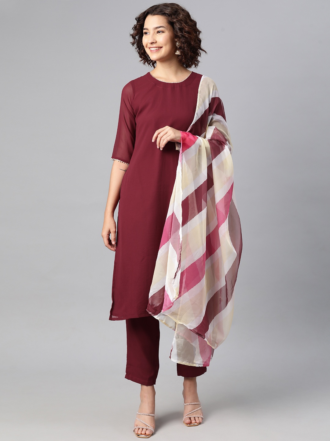 

V TRADITION Women Regular Gotta Patti Kurta with Trousers & With Dupatta, Maroon