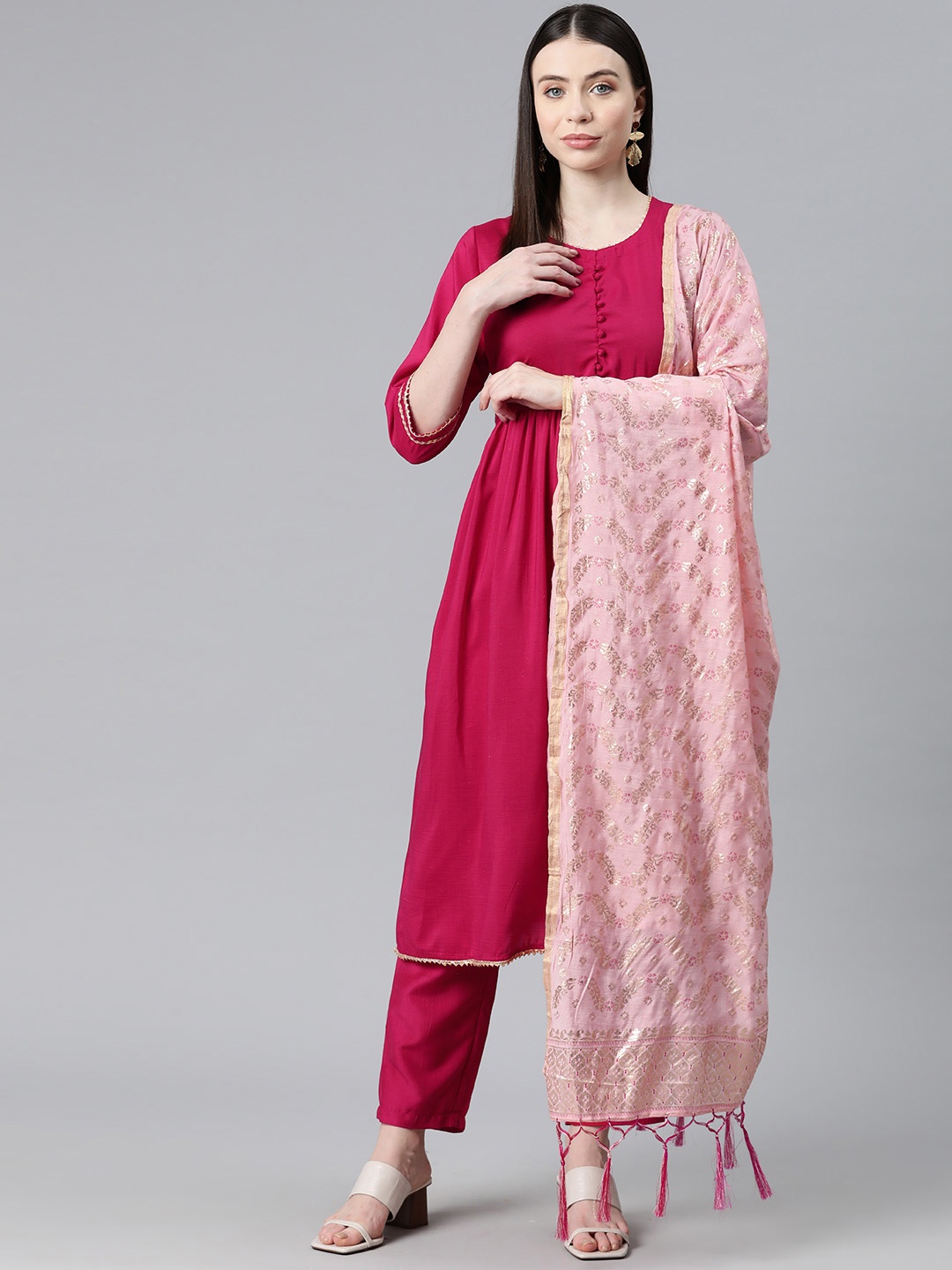 

V TRADITION Women Regular Gotta Patti Kurta with Trousers & With Dupatta, Red