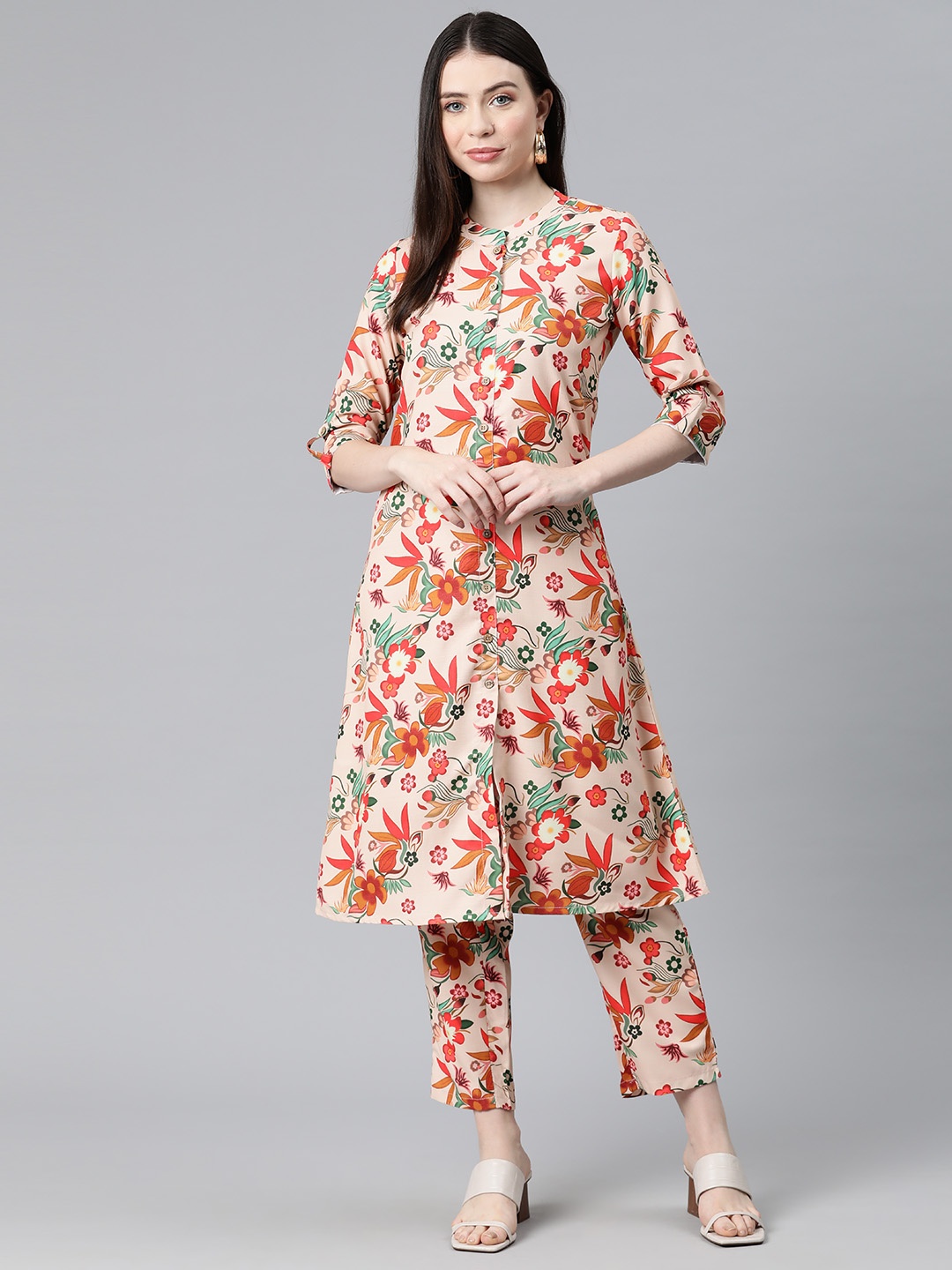 

V TRADITION Women Floral Printed Regular Kurta with Trousers, Beige