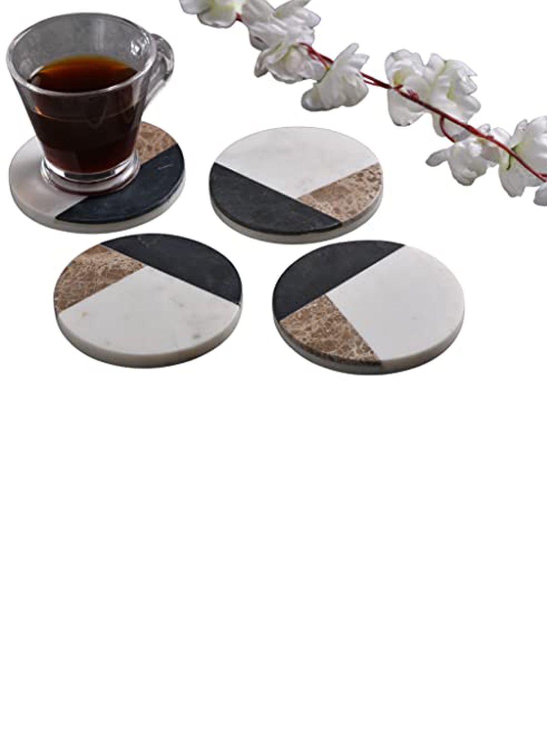 

Perpetual 4-Pcs Black & White Colourblocked Marble Round Coasters With Brass Inlay Work