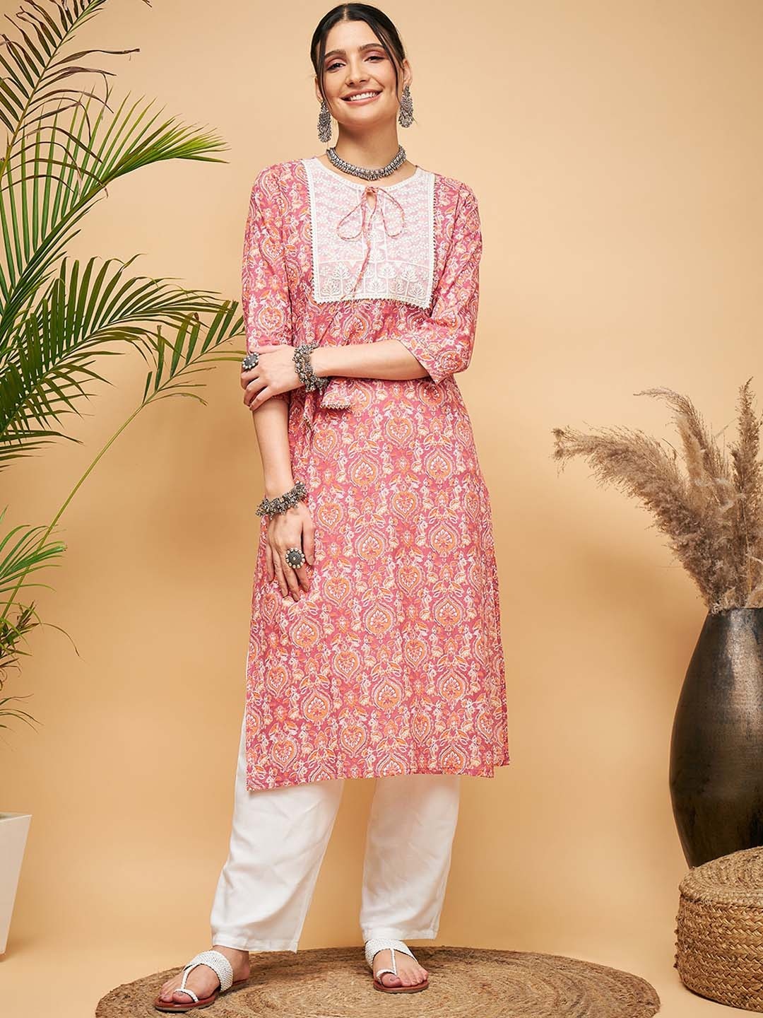 

InWeave Ethnic Motifs Printed Thread Work Detailed Round Neck Kurta, Pink