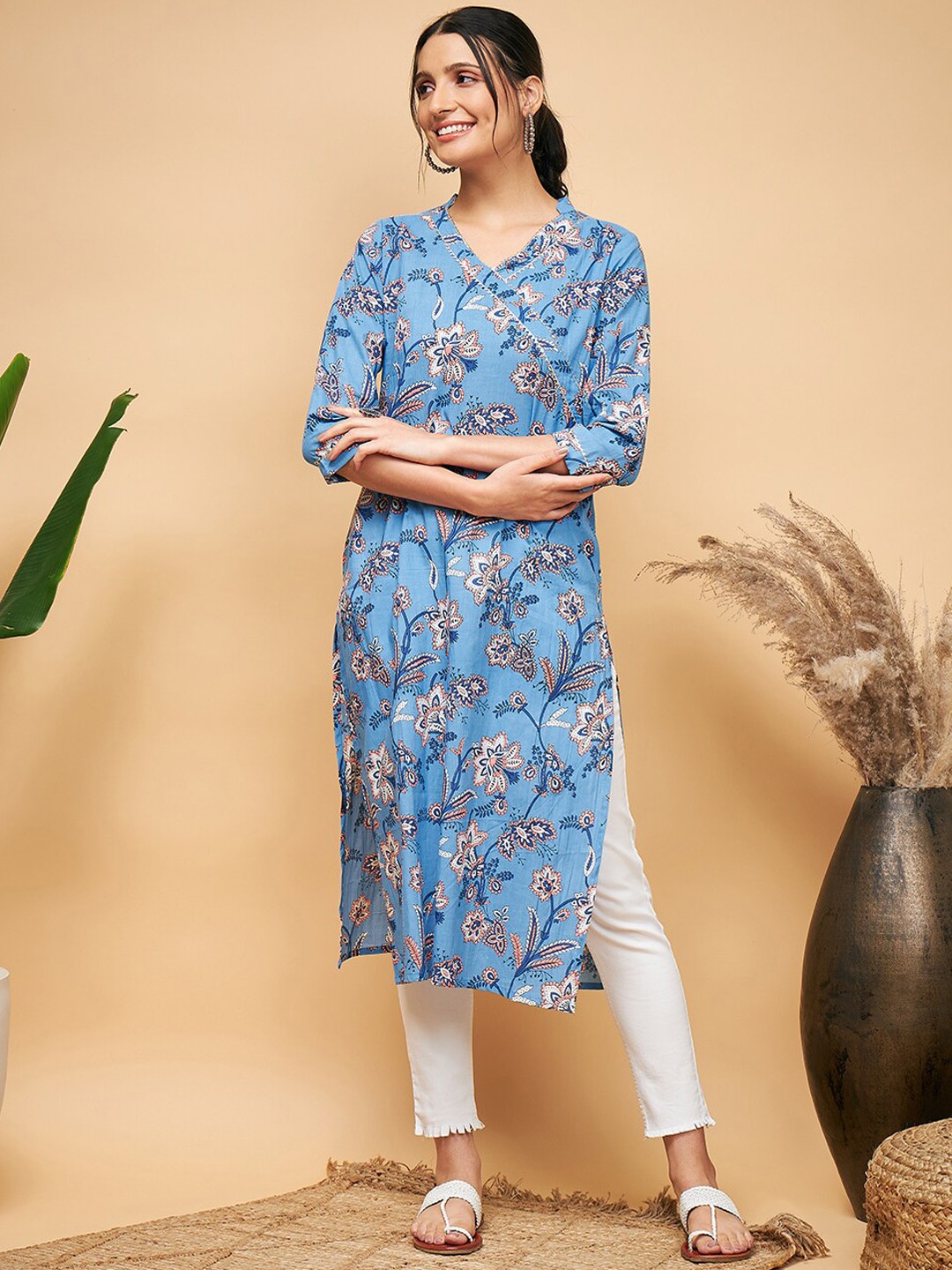 

InWeave Floral Printed Gotta Patti Cotton Angrakha Straight Kurta, Blue