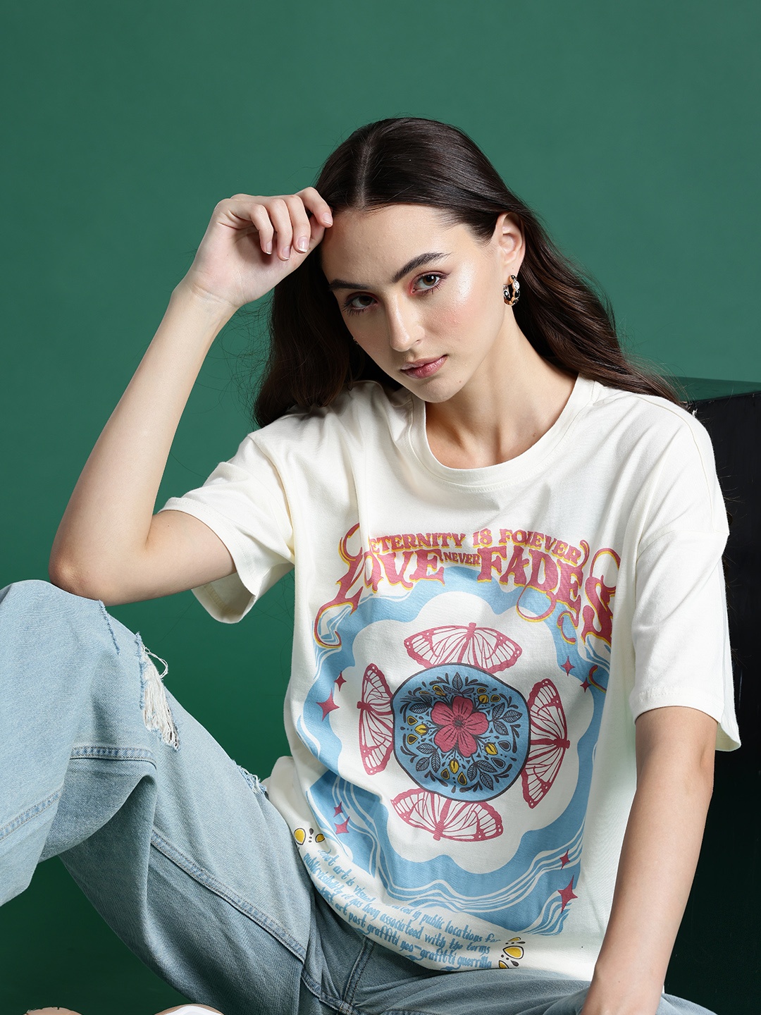 

DressBerry Graphic Printed Drop-Shoulder Sleeves Pure Cotton T-shirt, Off white