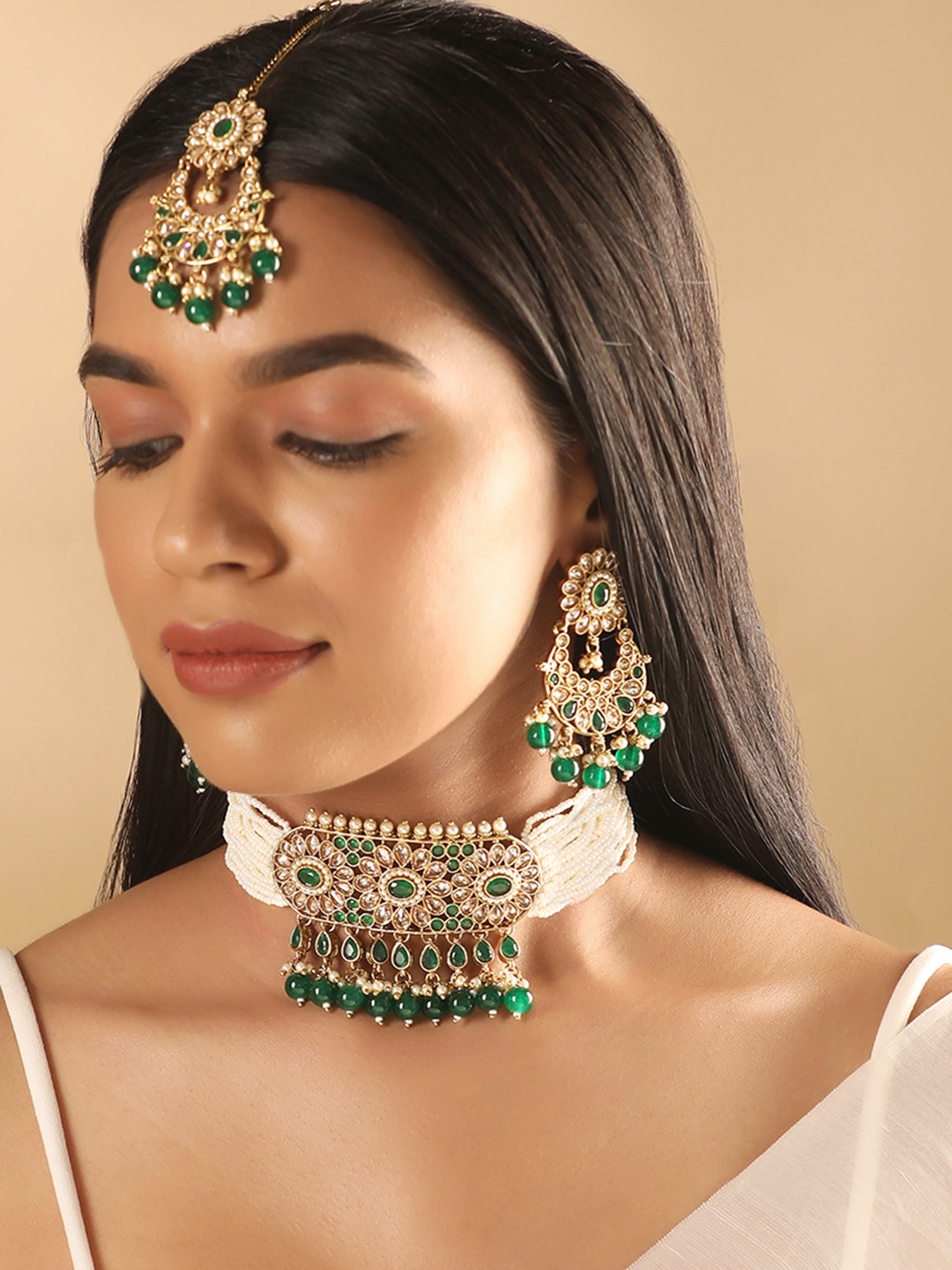 

Rubans 24K Gold Plated Kundan Studded Green & White Pearl Beaded Choker Jewellery Set