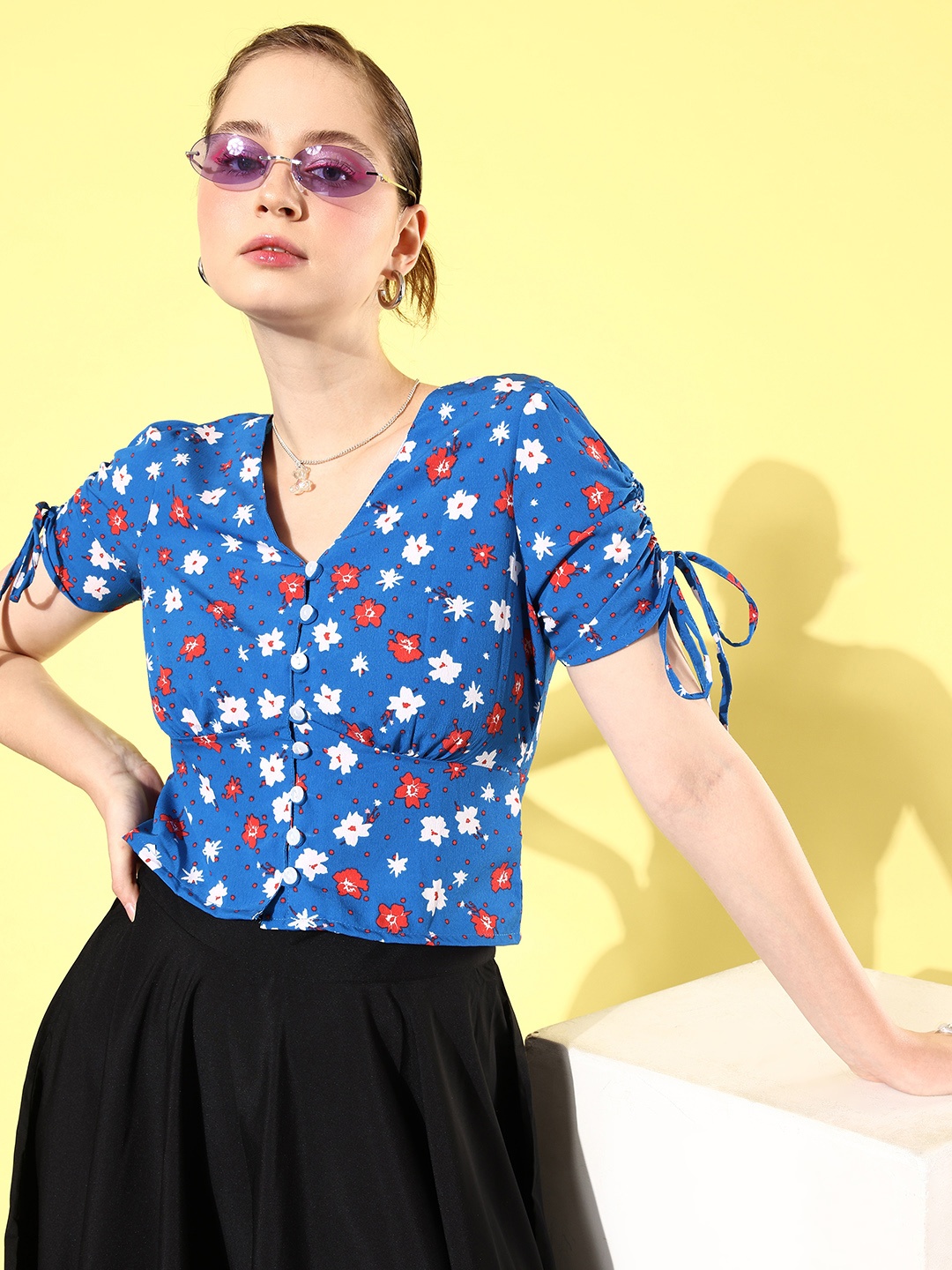 

Mast & Harbour Floral Printed Fitted Top, Blue