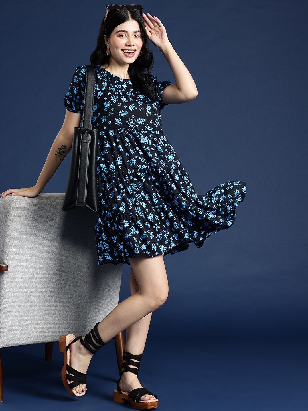 

Mast & Harbour Floral Printed Puff Sleeves Tiered A-Line Dress, Black