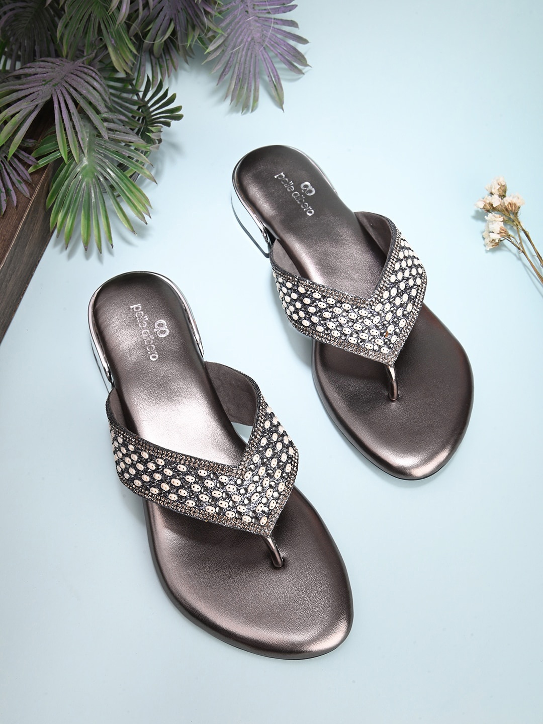 

pelle albero Embellished Open Toe Block Heels, Metallic