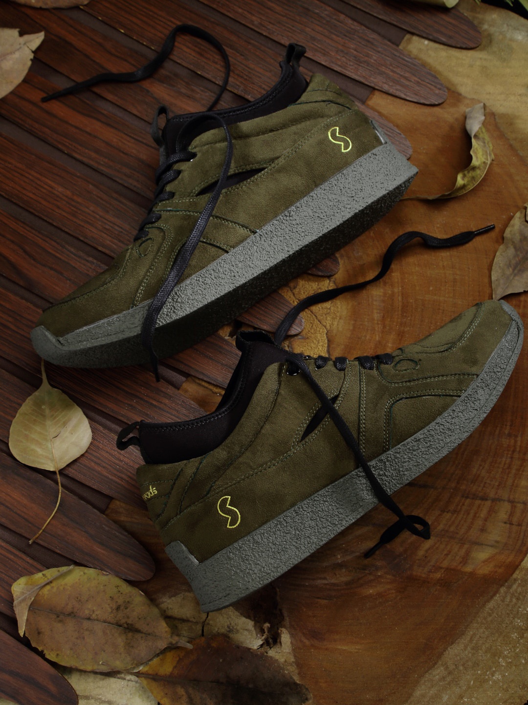 

Solethreads Men CALVIN Water-Friendly Memory Foam Insole Basics Sneakers, Olive