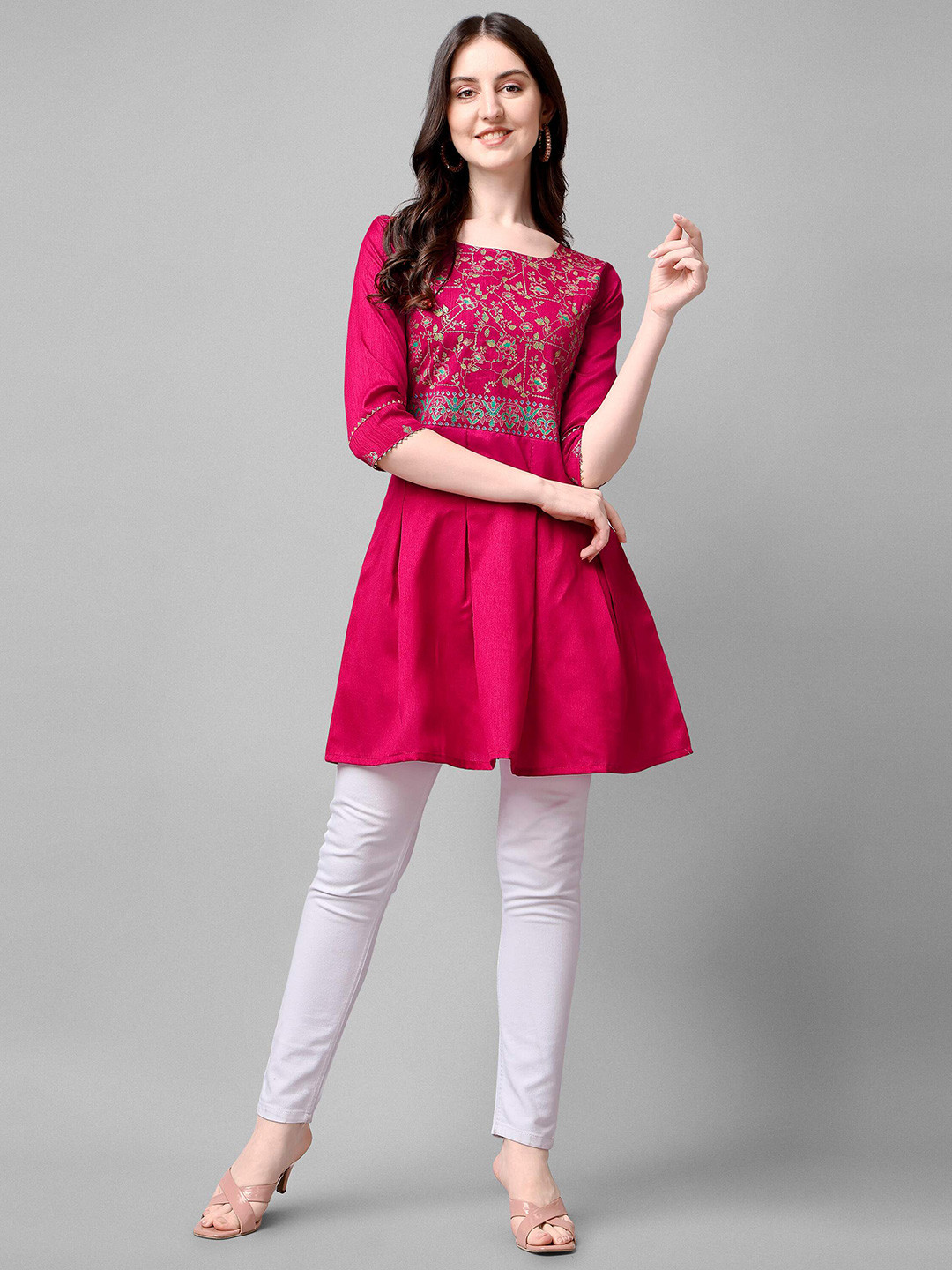 

DL Fashion Yoke Ethnic Motifs Printed Boat Neck Kurti, Pink