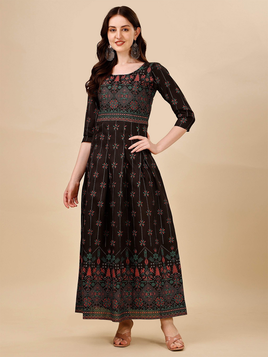

DL Fashion Floral Printed Round Neck Fit & Flare Dress, Black