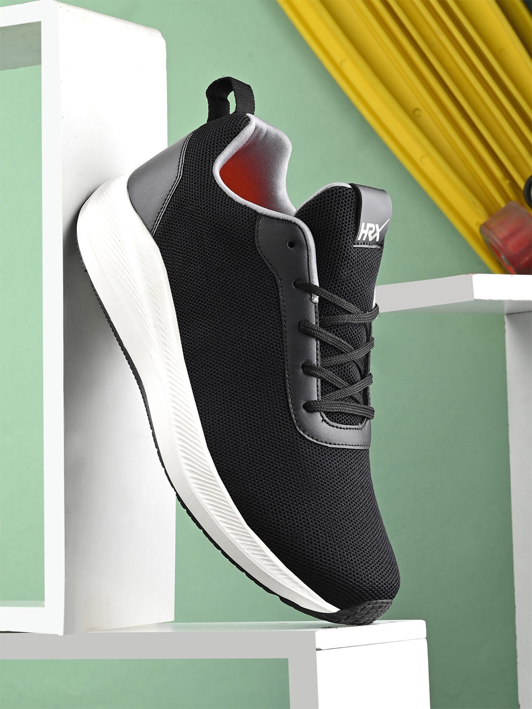 

HRX by Hrithik Roshan Men Black & White Memory Foam Mesh Running Shoes