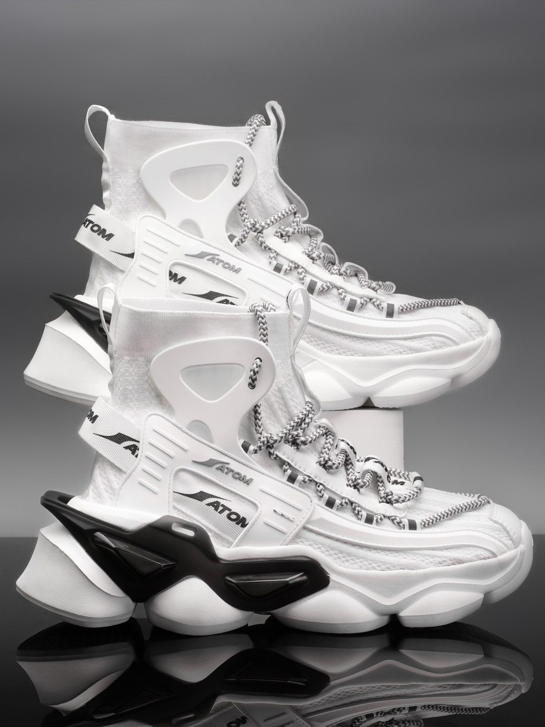 

Atom Men Gansta1 Mid-Top Sneakers, White