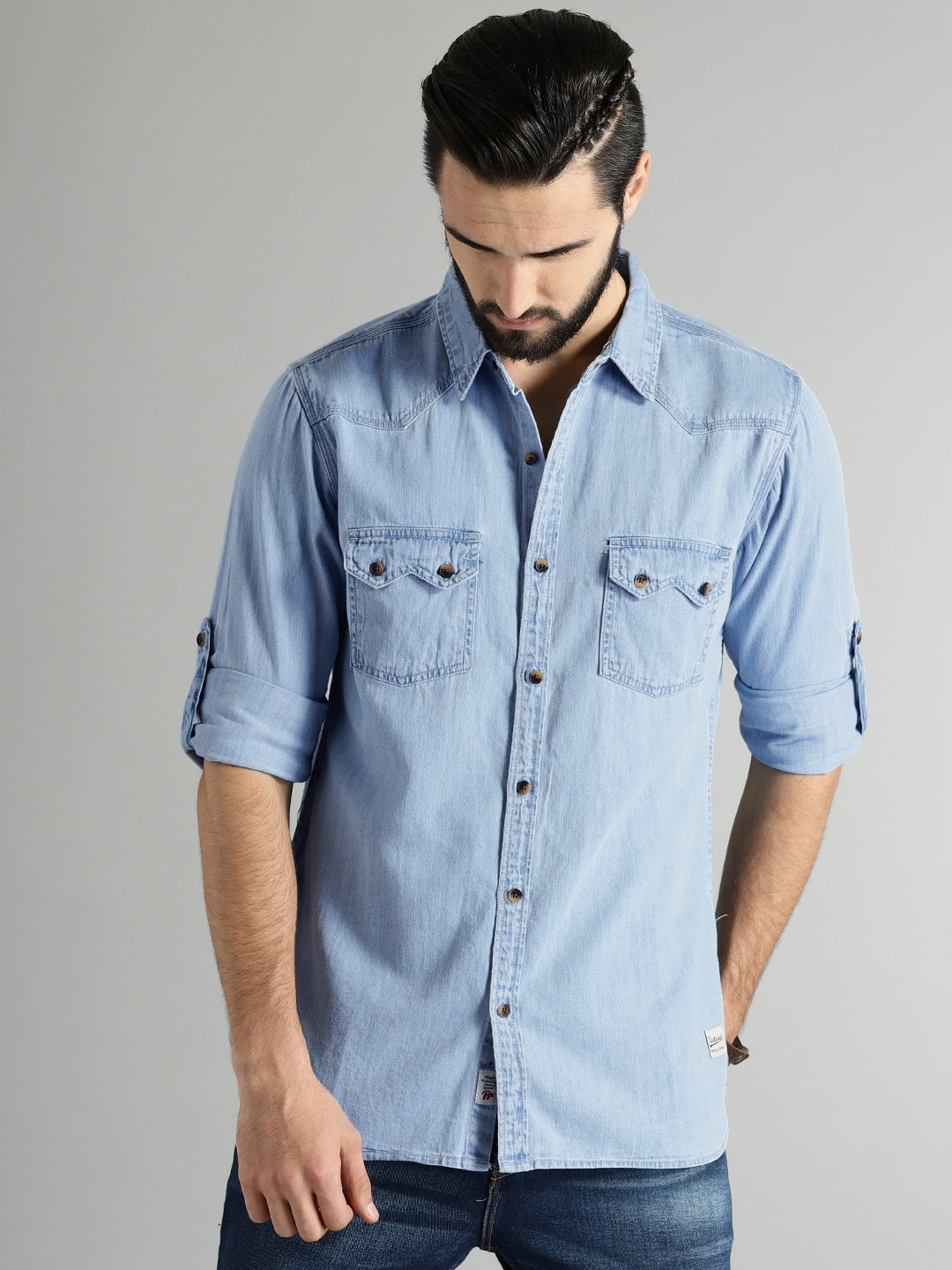 

Roadster Time Travlr Men Blue Regular Fit Faded Denim Casual Shirt