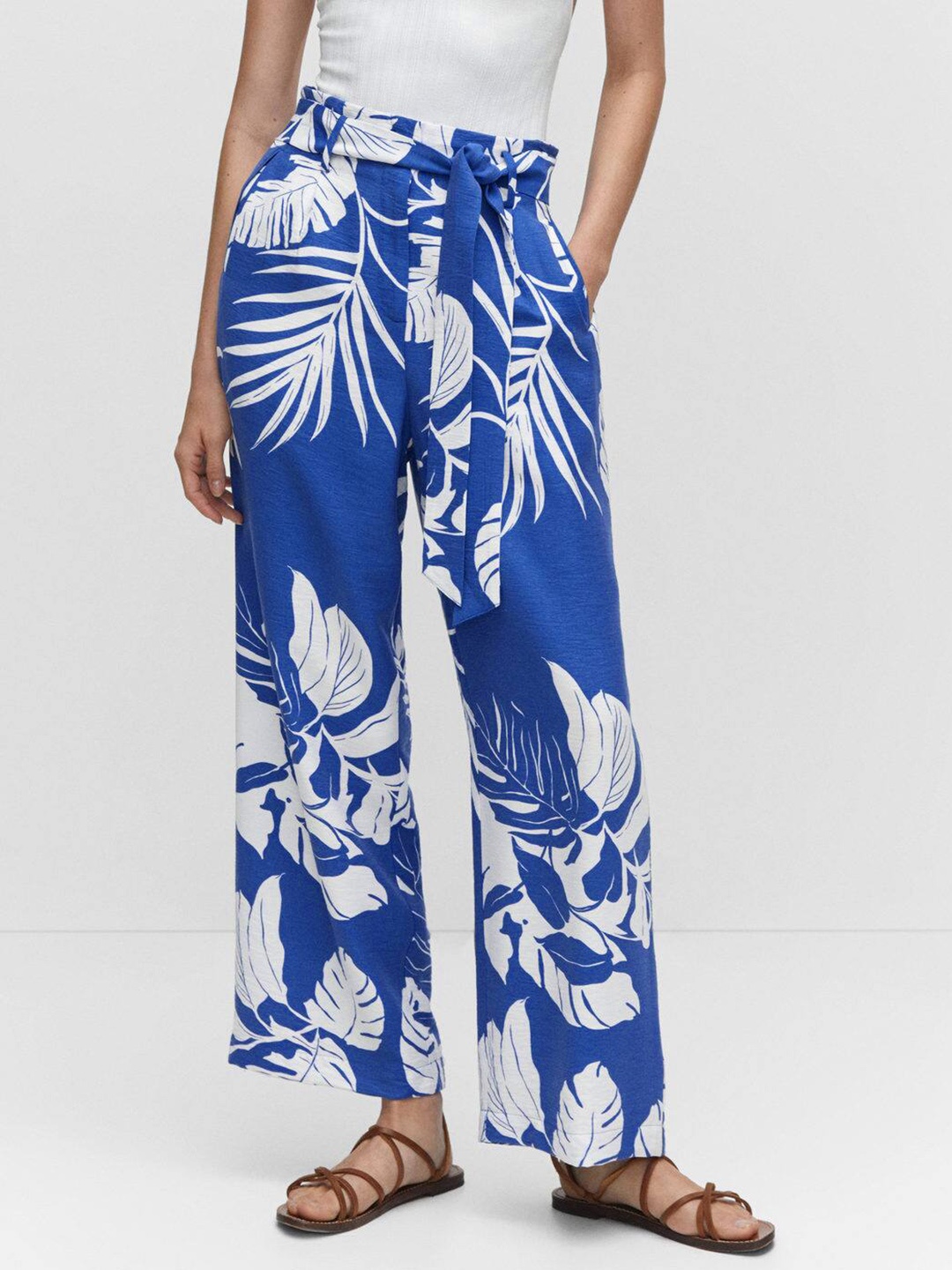 

MANGO Women Floral Print High-Rise Trousers with Belt, Blue