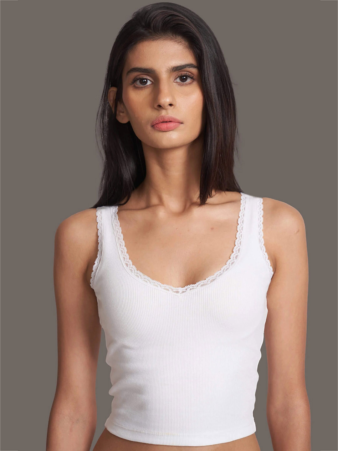 

COLOR CAPITAL Scoop Neck Cotton Tank Top, White