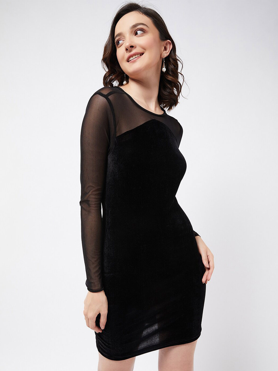 

COLOR CAPITAL Round Neck Full Sleeves Velvet Bodycon Dress, Black