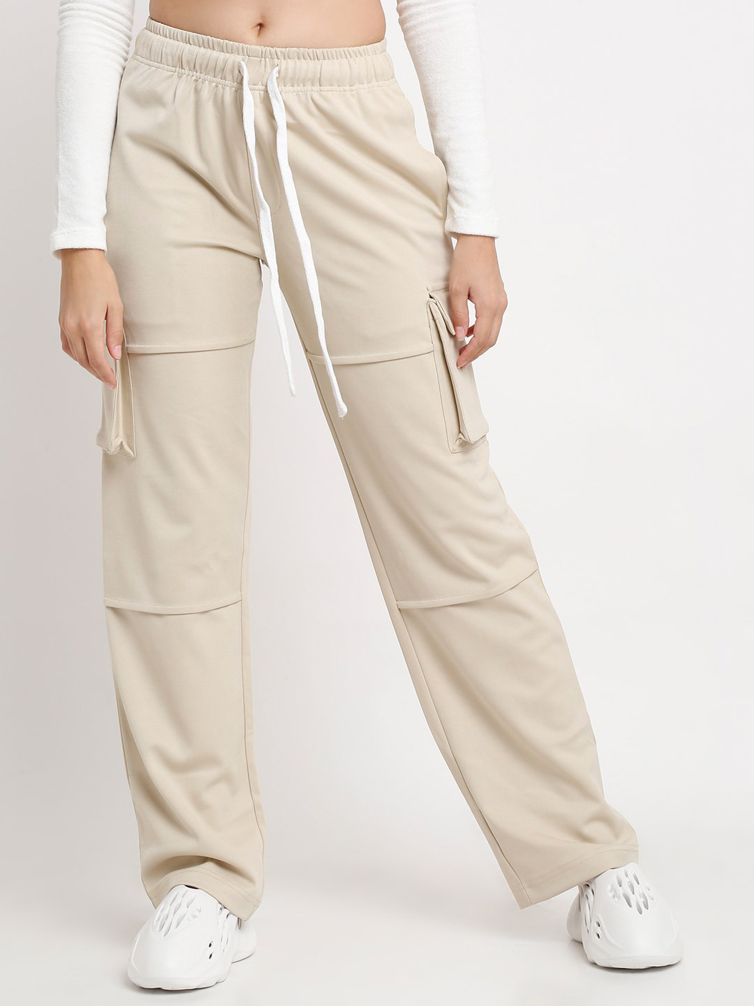 

EVERDION Women Relaxed Straight Leg Straight Fit High-Rise Cargos, Beige