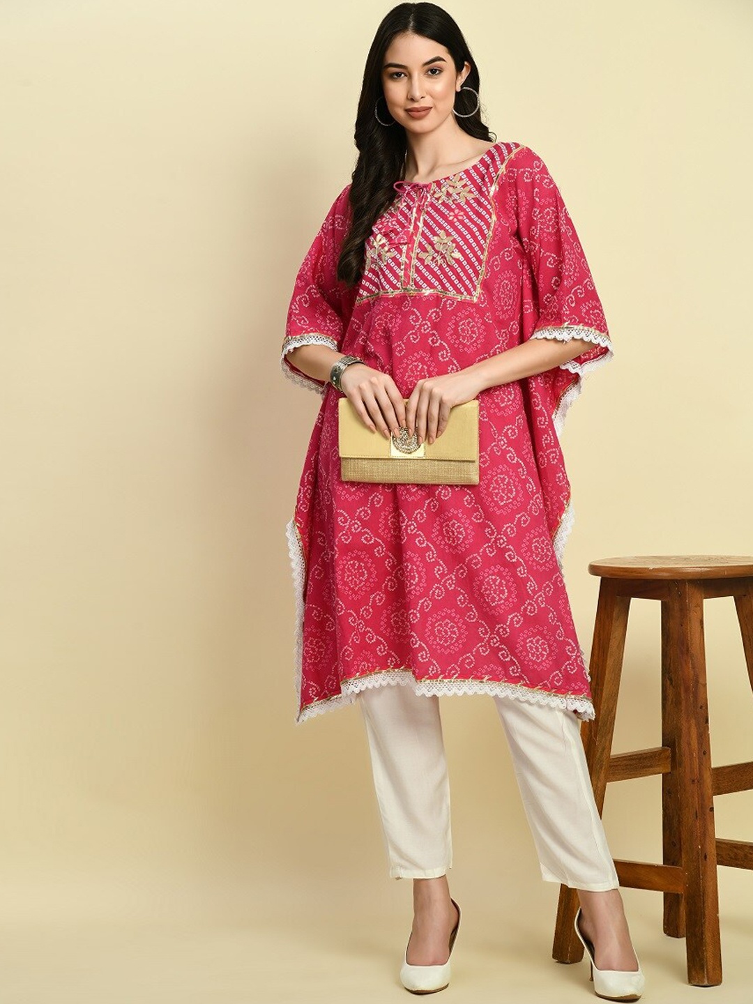

MAFE Bandhani Printed Gotta Patti Kaftan Kurta With Trousers, Pink