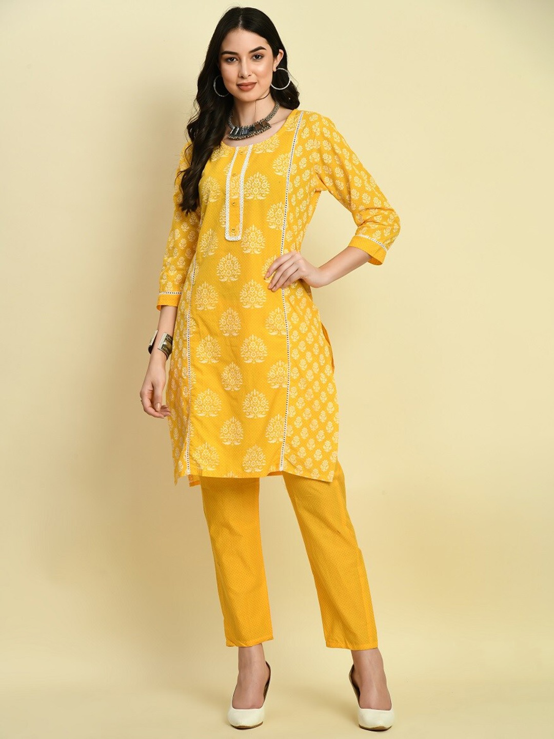 

MAFE Ethnic Motifs Printed Pure Cotton Kurta & Trousers with Dupatta, Mustard