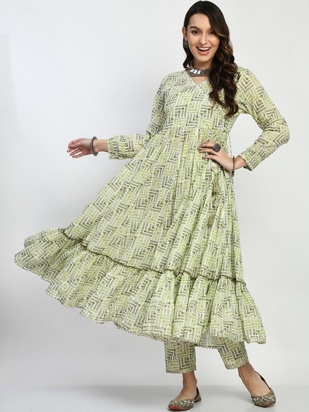 

MAFE Geometric Printed V-Neck Pure Cotton Kurta with Trousers, Green