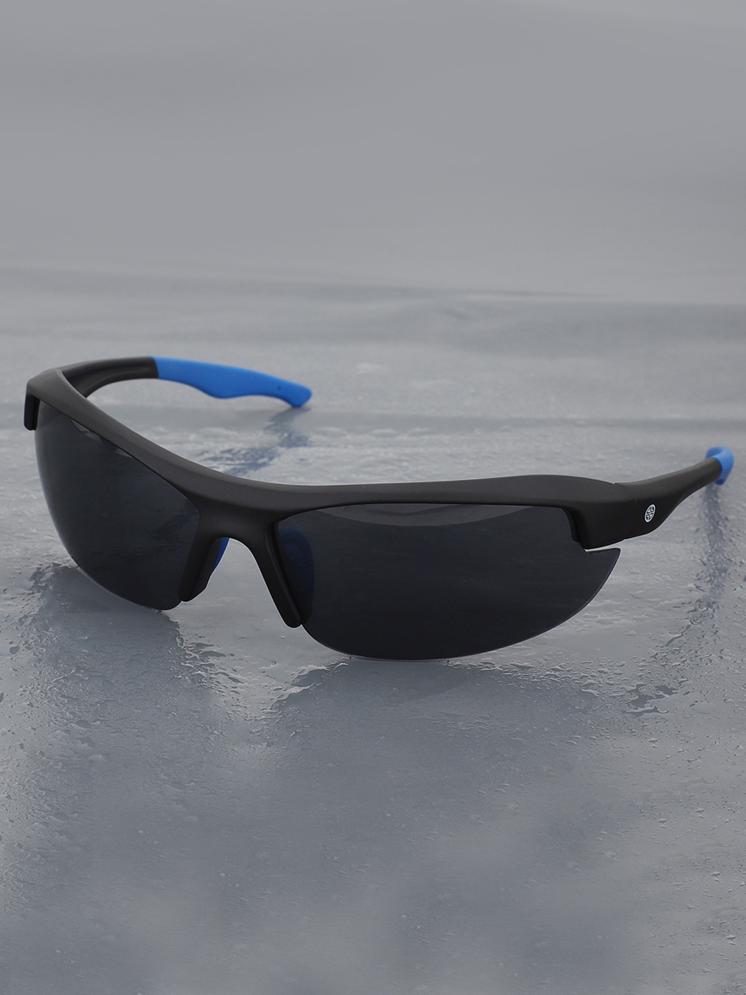 

Carlton London Men Sports Sunglasses with UV Protected Lens - CLSM191, Black