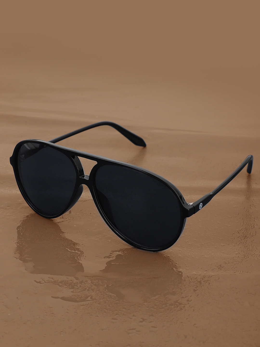 

Carlton London Men Oversized Sunglasses with UV Protected Lens- CLSM169, Black
