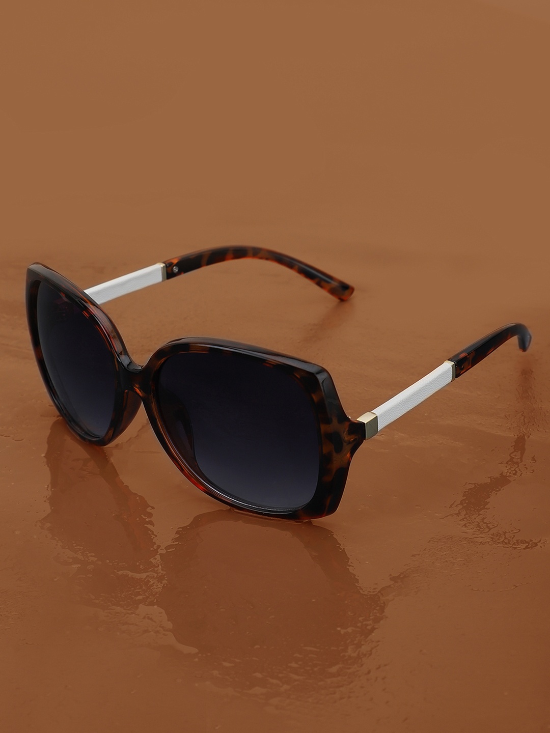 

Carlton London Women Oversized Sunglasses with UV Protected Lens -CLSW181, Brown
