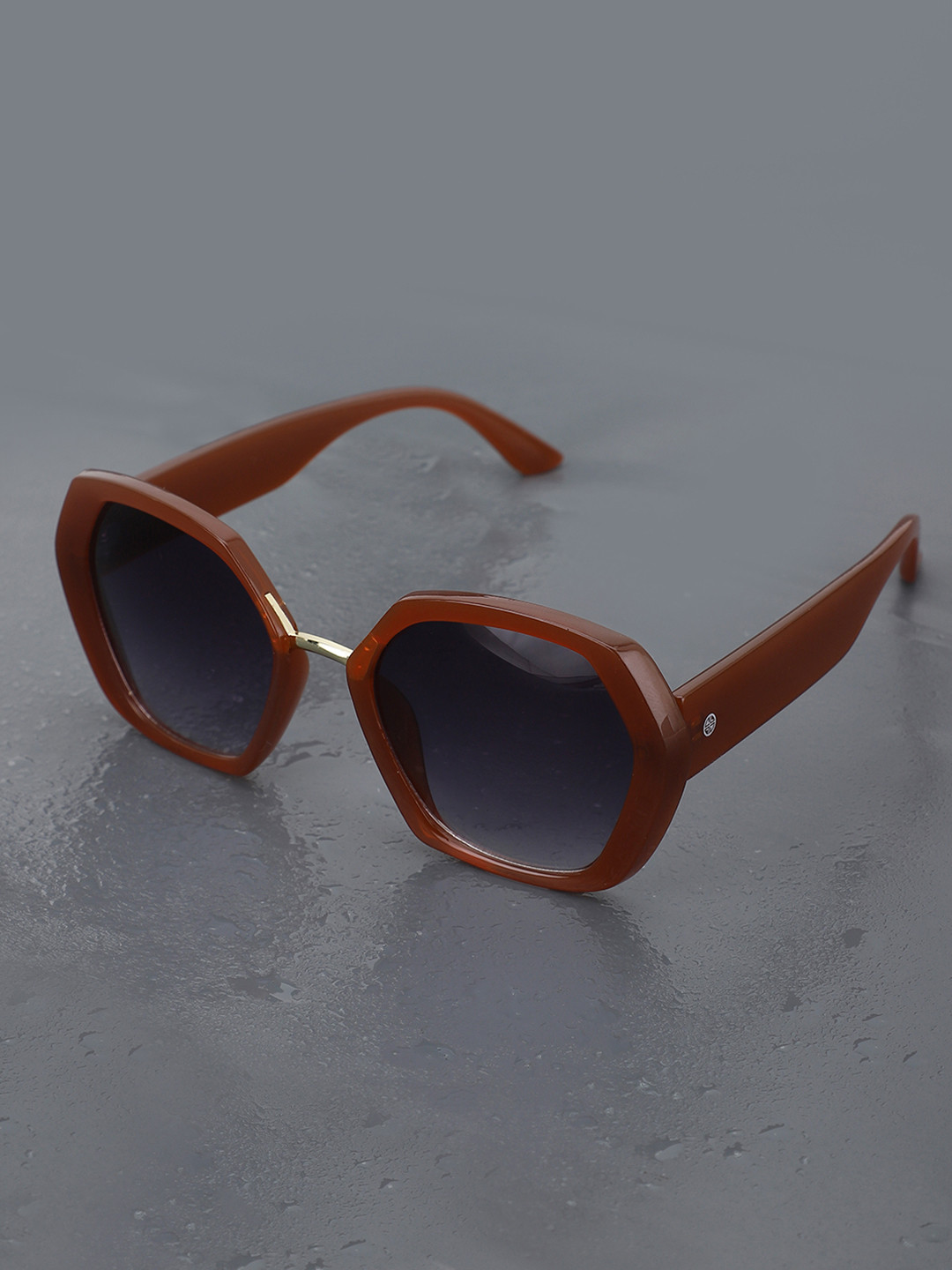 

Carlton London Women Oversized Sunglasses with UV Protected Lens - CLSW182, Brown