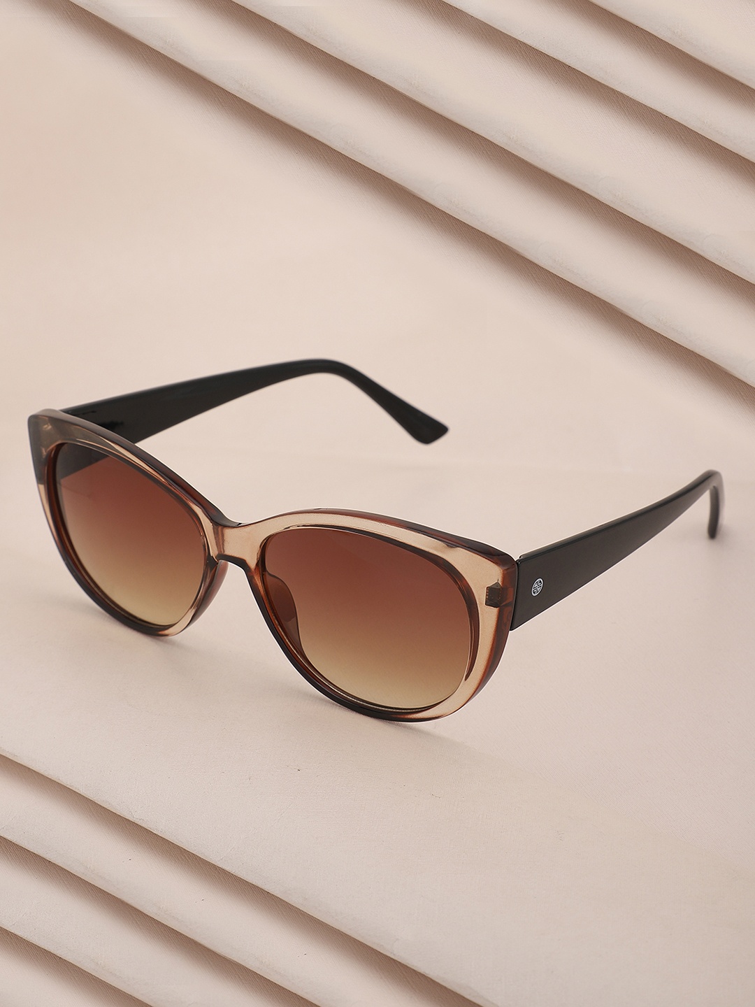 

Carlton London Women Rectangle Sunglasses with UV Protected Lens - CLSW175, Brown