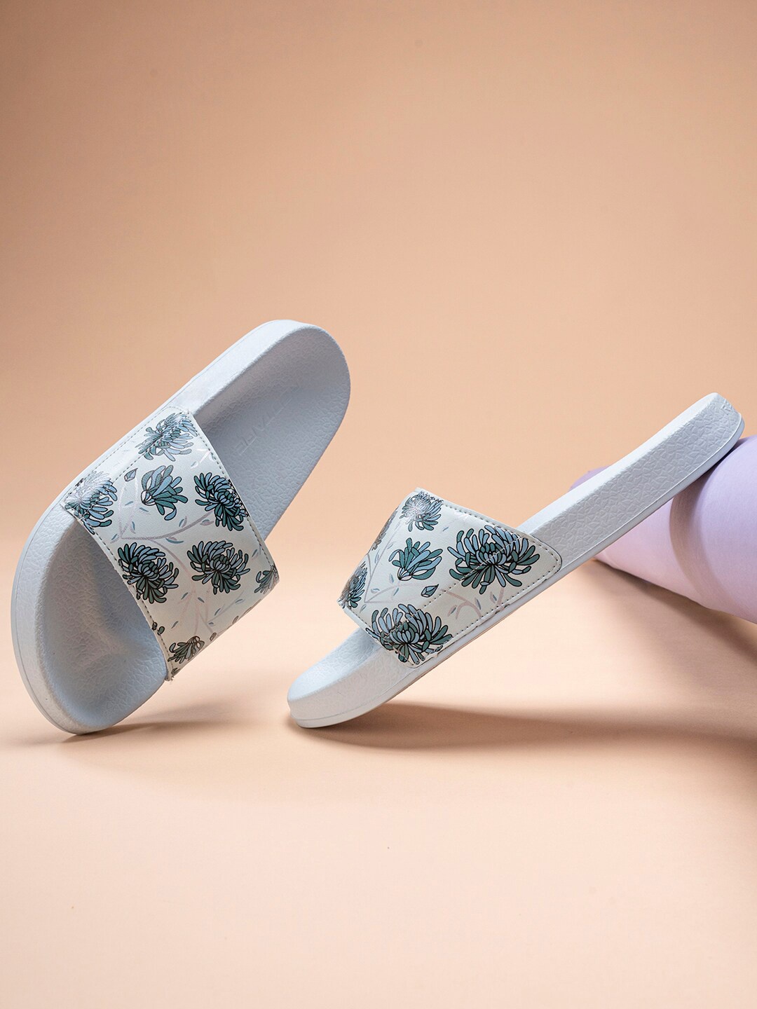 

Red Tape Women Printed Sliders, Blue