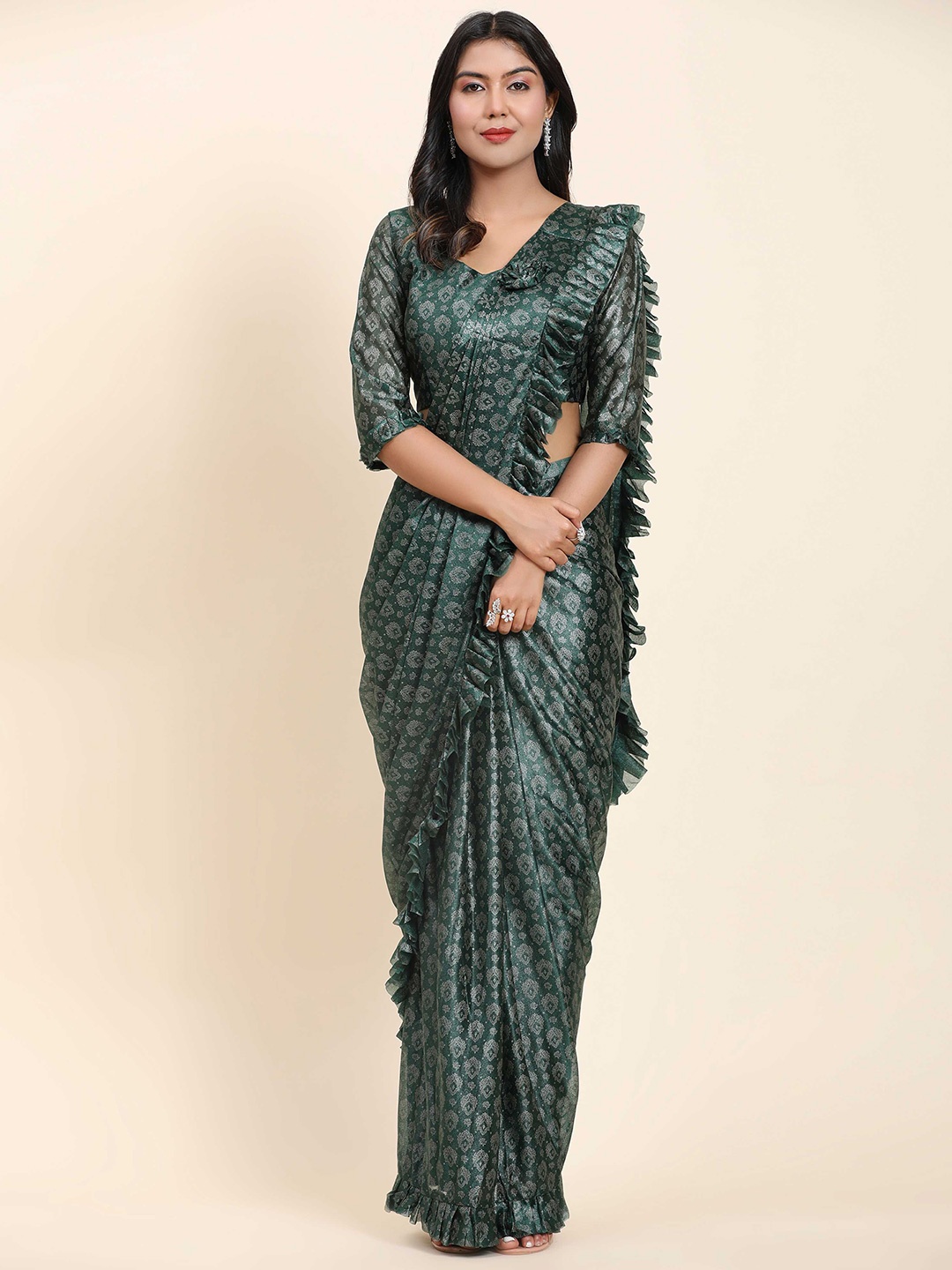 

Mitera Green & White Ethnic Motifs Printed Ready to Wear Saree
