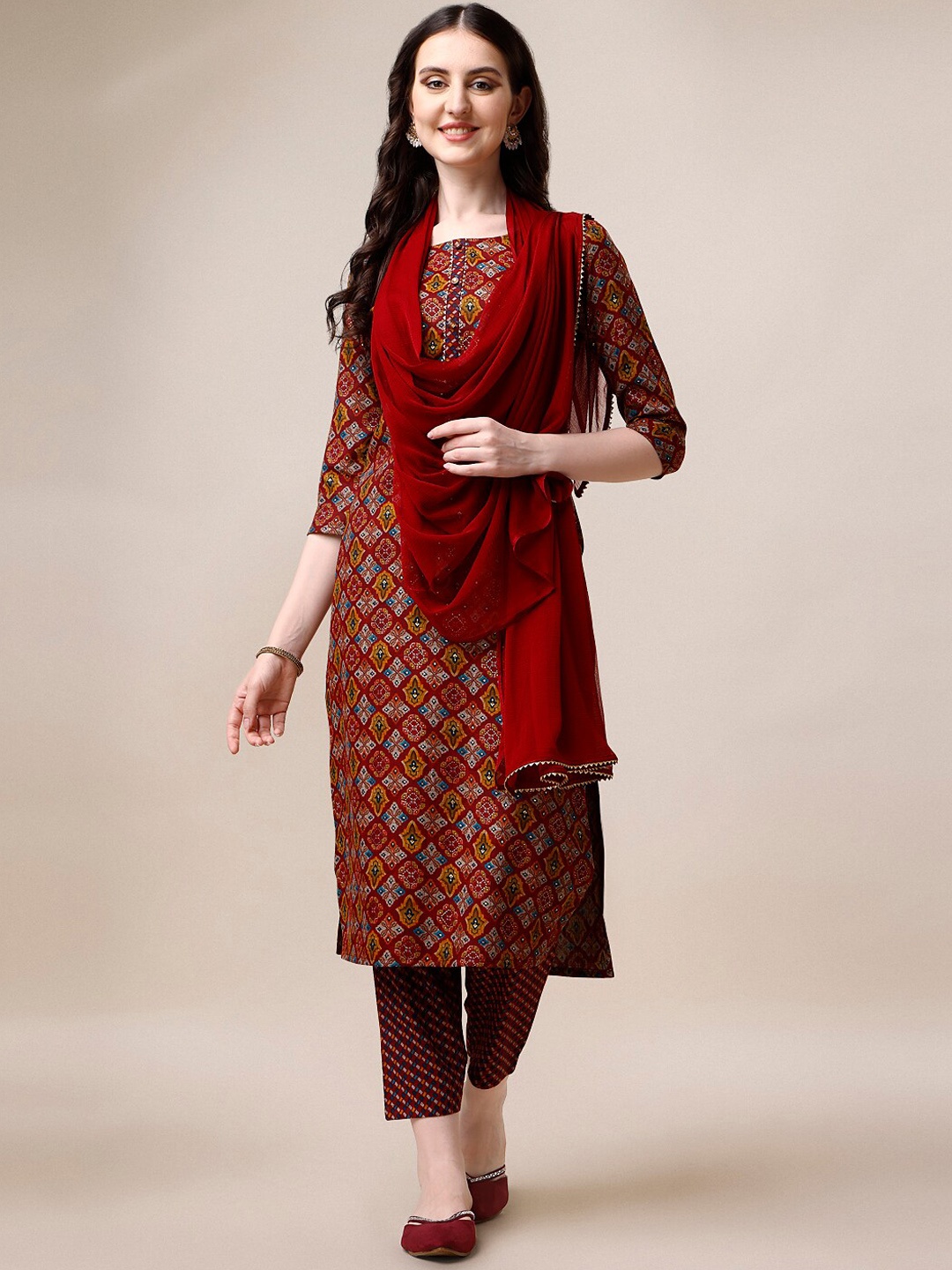 

Berrylicious Ethnic Printed Gotta Patti Kurta with Trousers & With Dupatta, Rust
