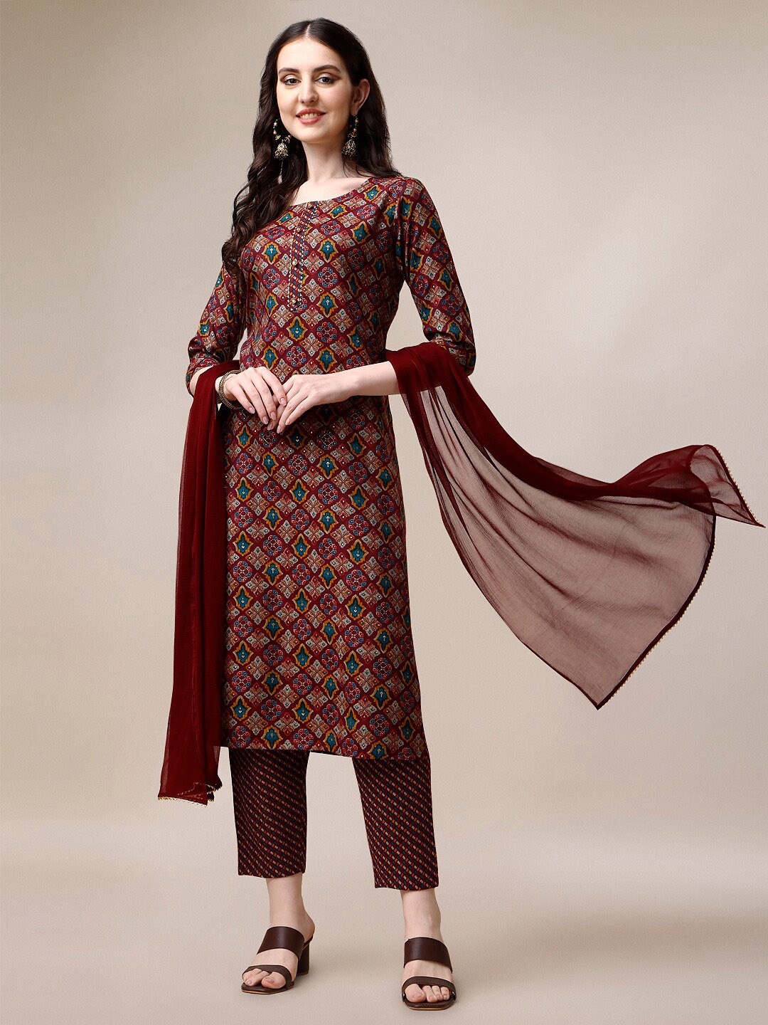 

Berrylicious Ethnic Printed Gotta Patti Kurta with Trousers & With Dupatta, Maroon