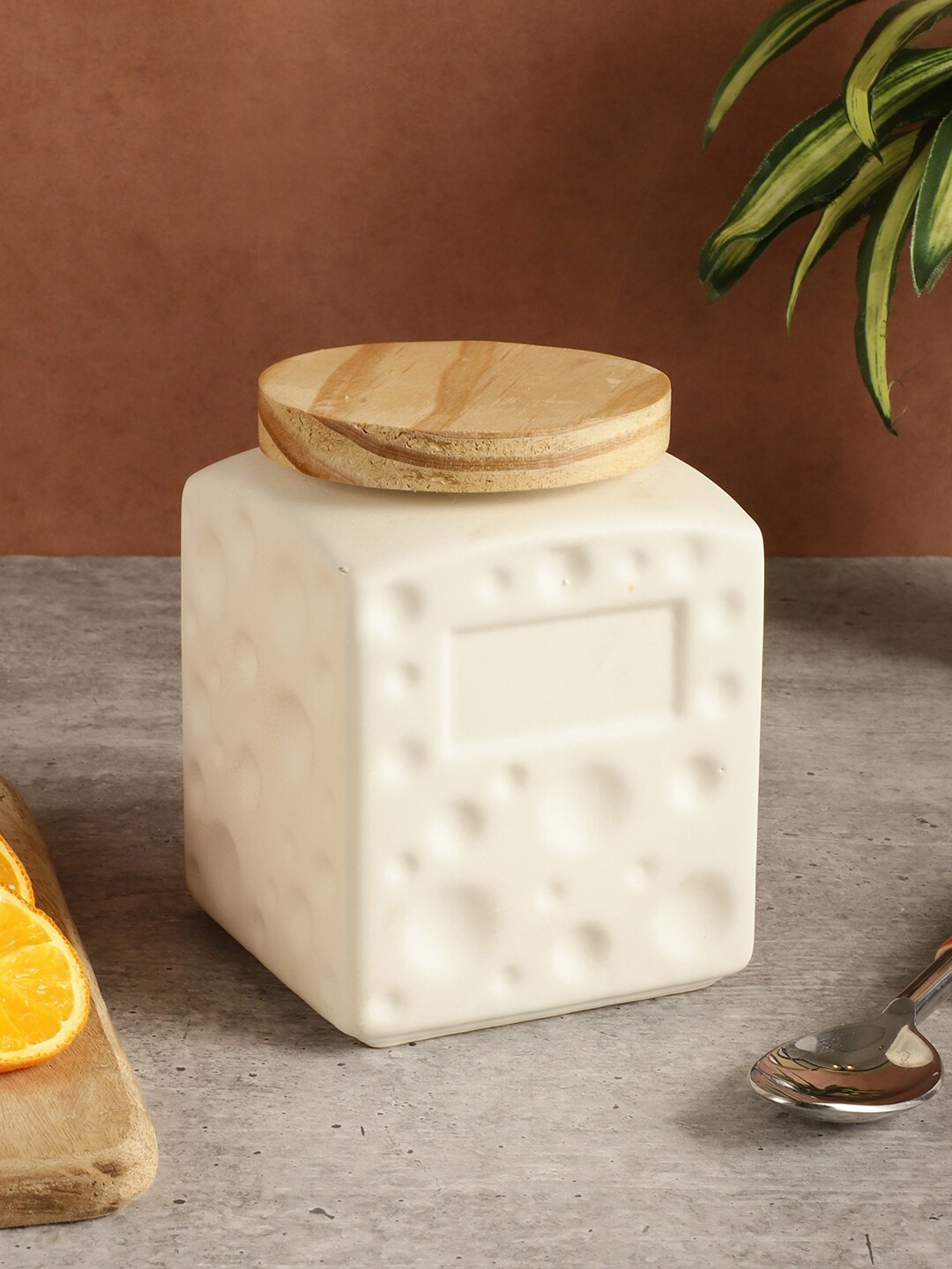 

MIAH Decor White Textured Food Storage Jar With Wooden Airtight Lid 700ml
