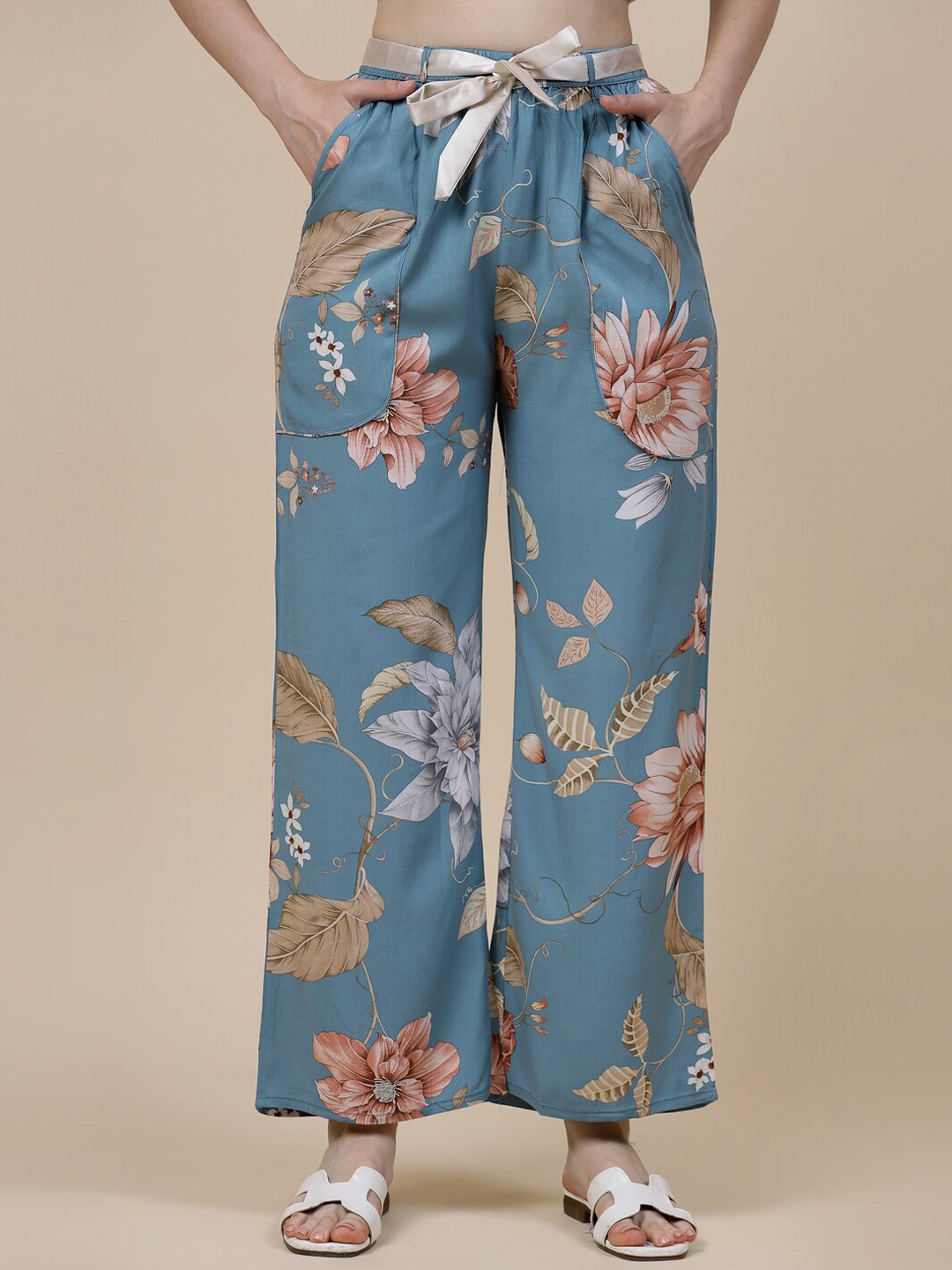 

Sweet Dreams Blue Floral Printed Mid-Rise Straight Fit Palazzo