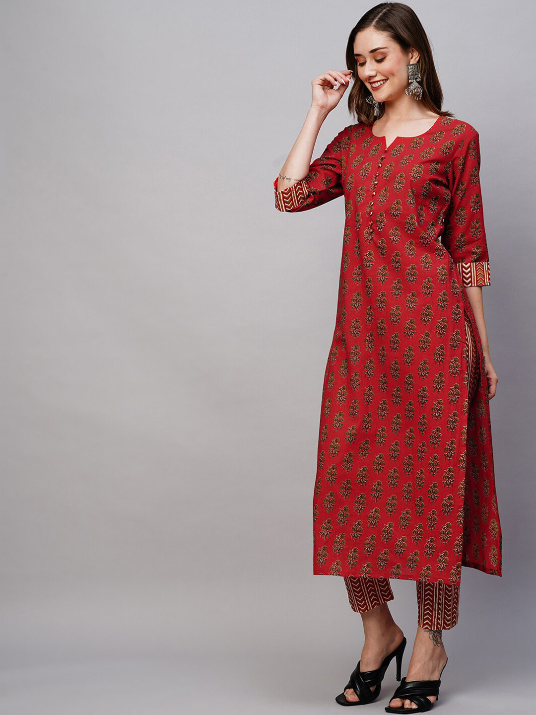 

KALINI Floral Printed Regular Kurta With Trousers & Dupatta, Red
