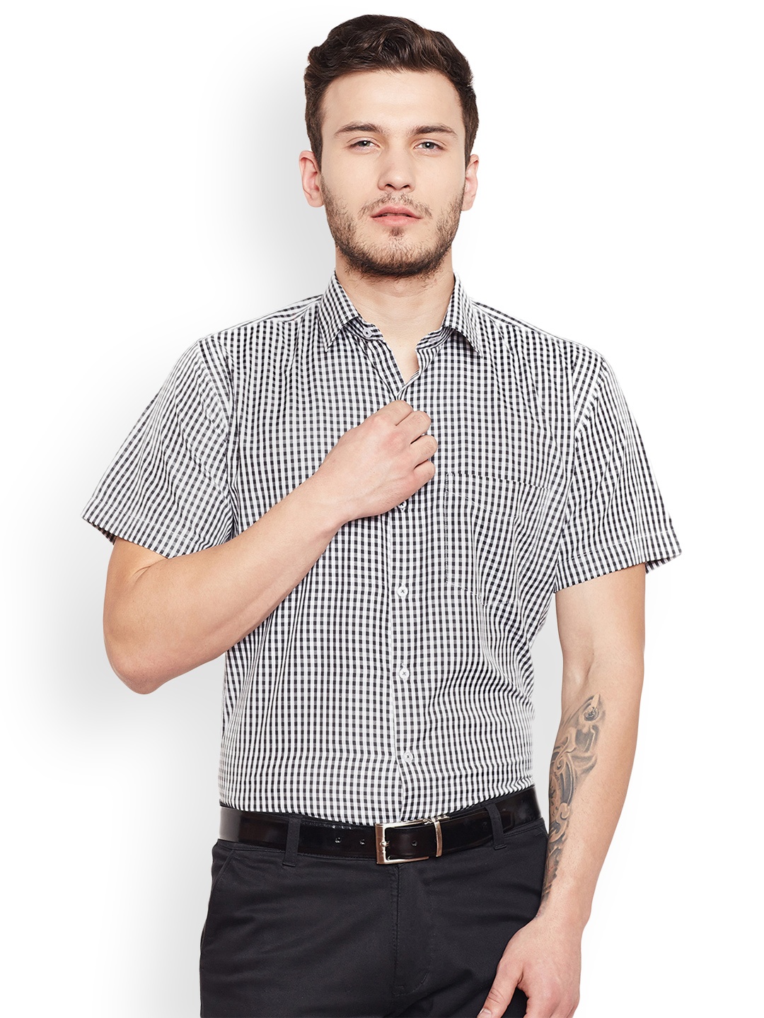

Hancock Men Black & White Slim Fit Checked Formal Shirt