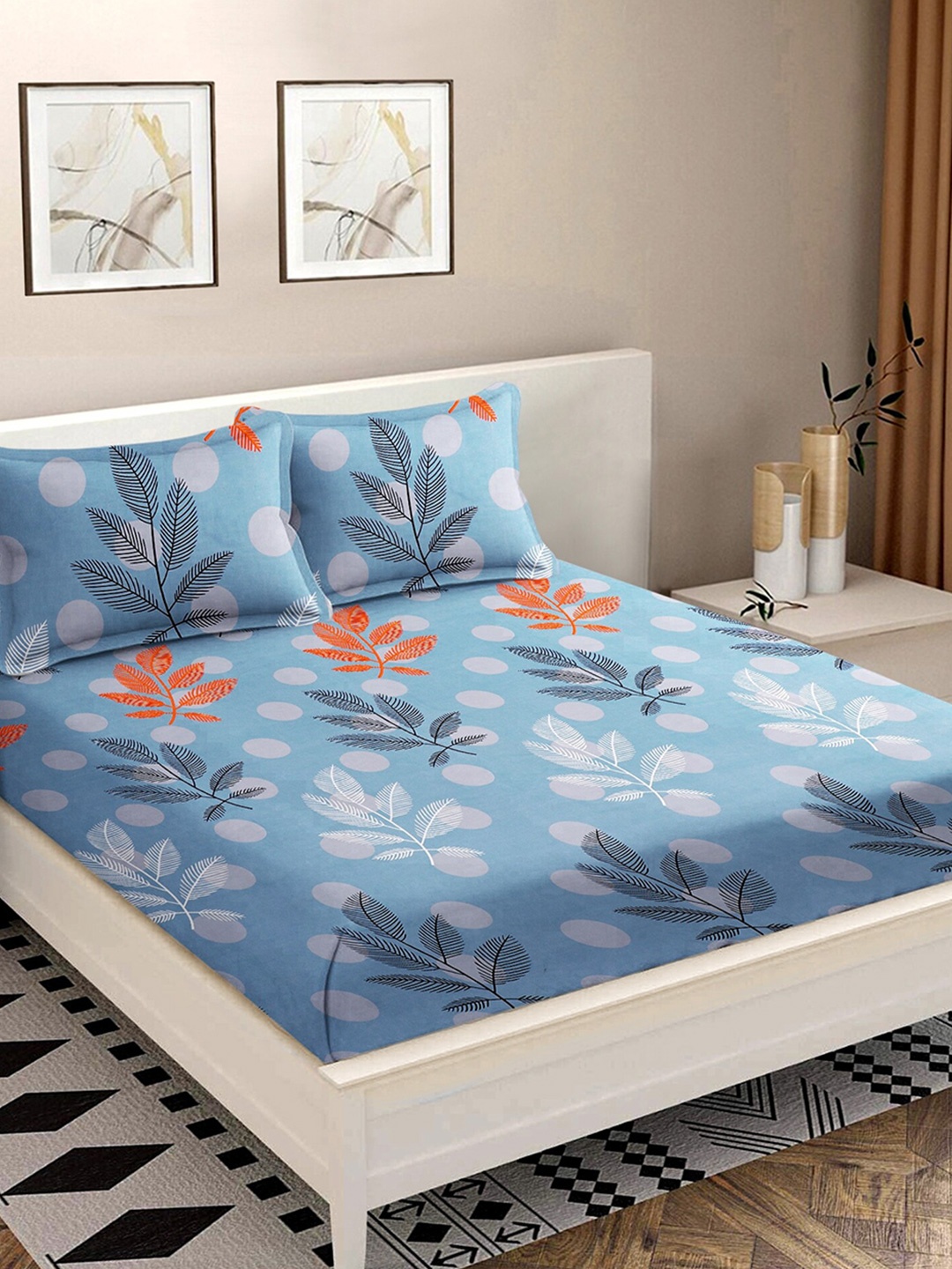 

MODEFE Blue & White Floral Printed Cotton 180 TC Queen Bedsheet with 2 Pillow Covers