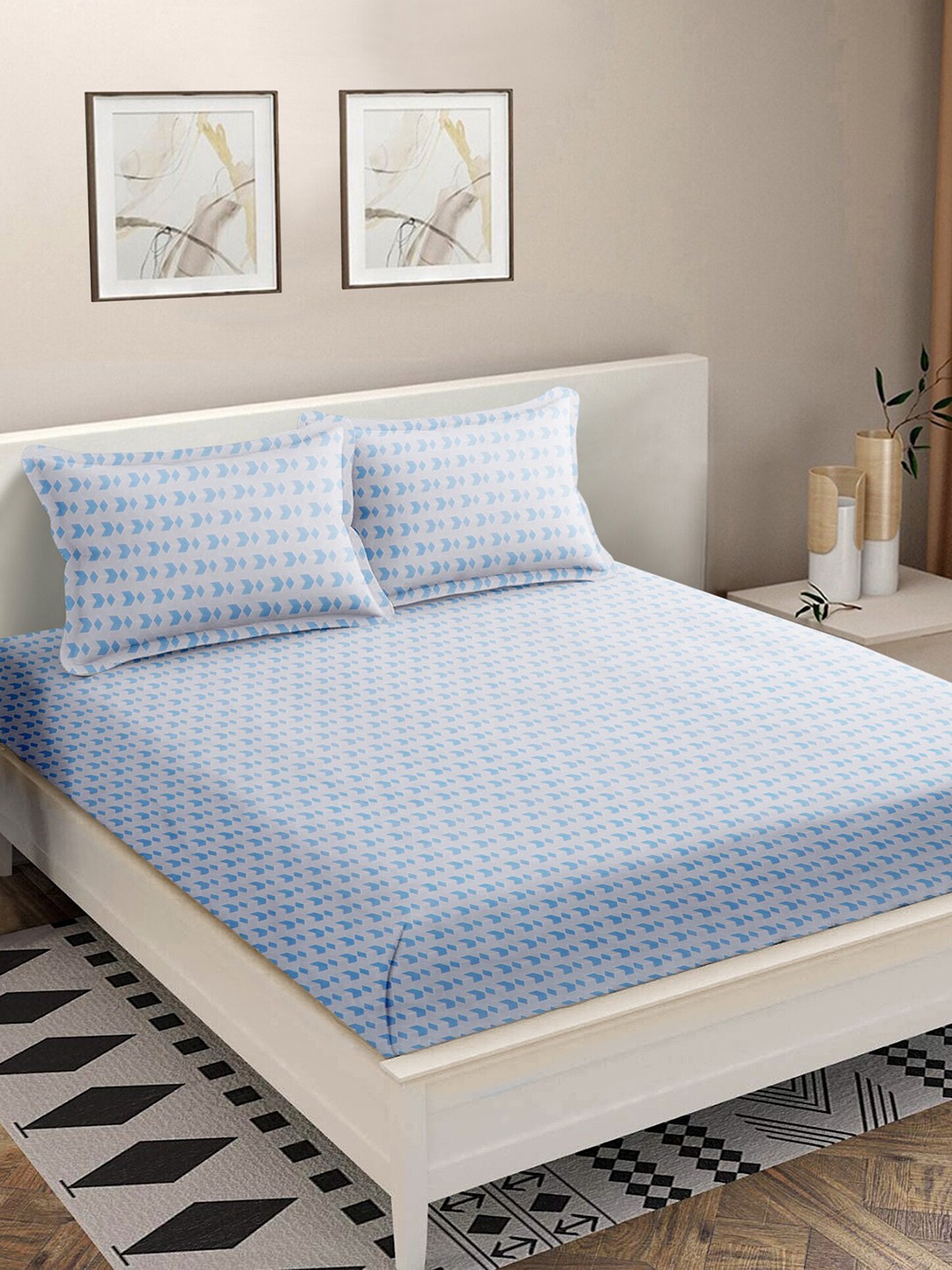 

MODEFE Off White & Blue 180 TC Queen Bedsheet With 2 Pillow Covers