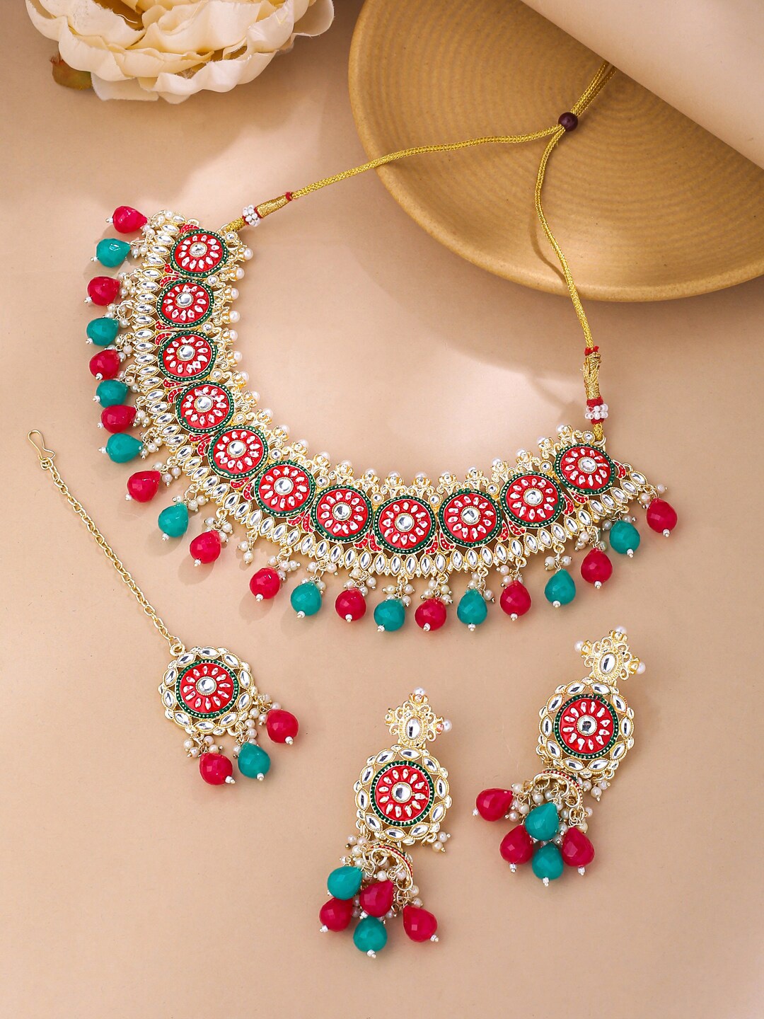 

Yellow Chimes Gold-Plated Kundan-Studded & Beaded Jewellery Set