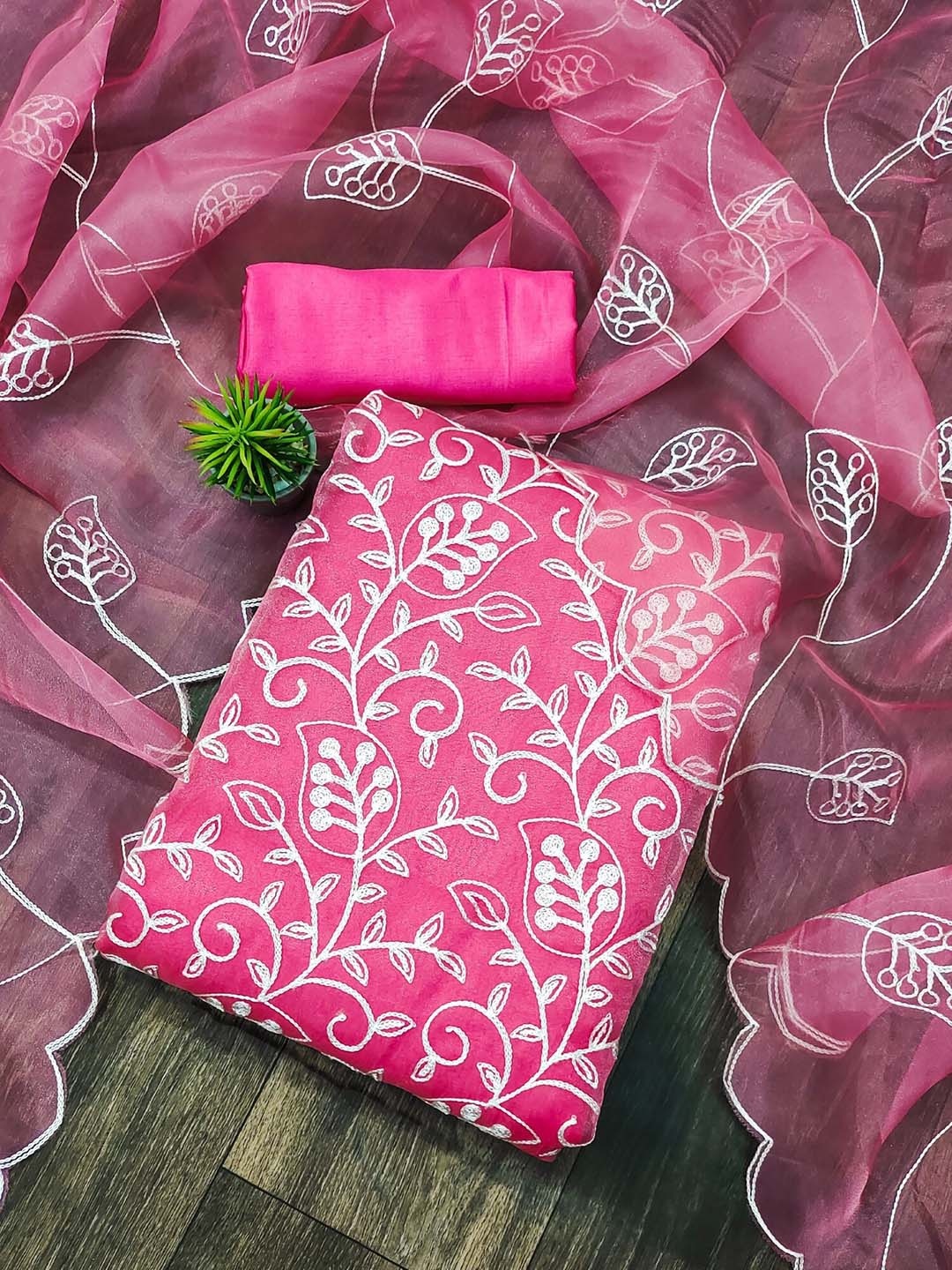 

KALINI Ethnic Motifs Embroidered Unstitched Dress Material, Pink