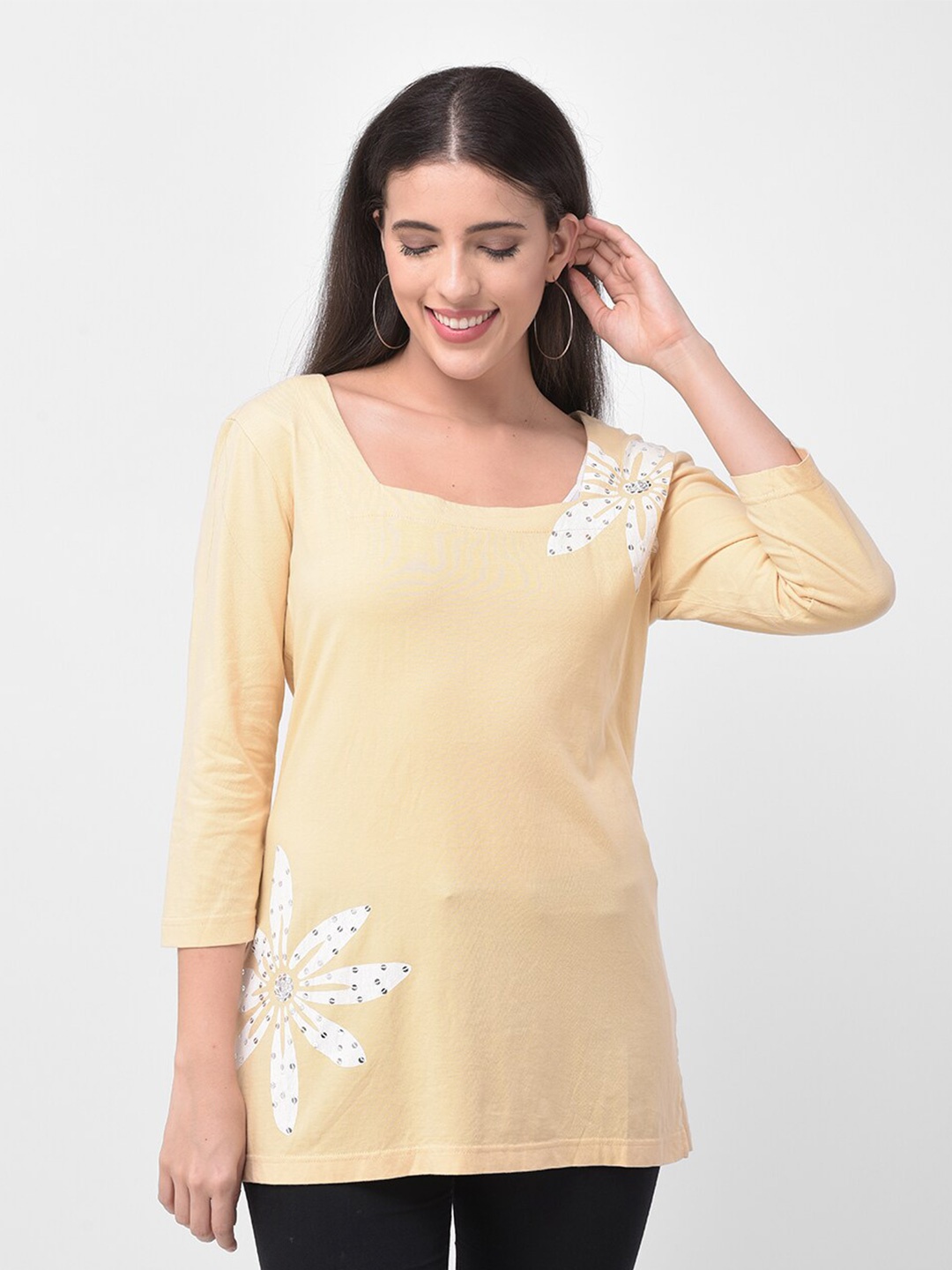 

250 DESIGNS Floral Printed Square Neck Kurti, Yellow