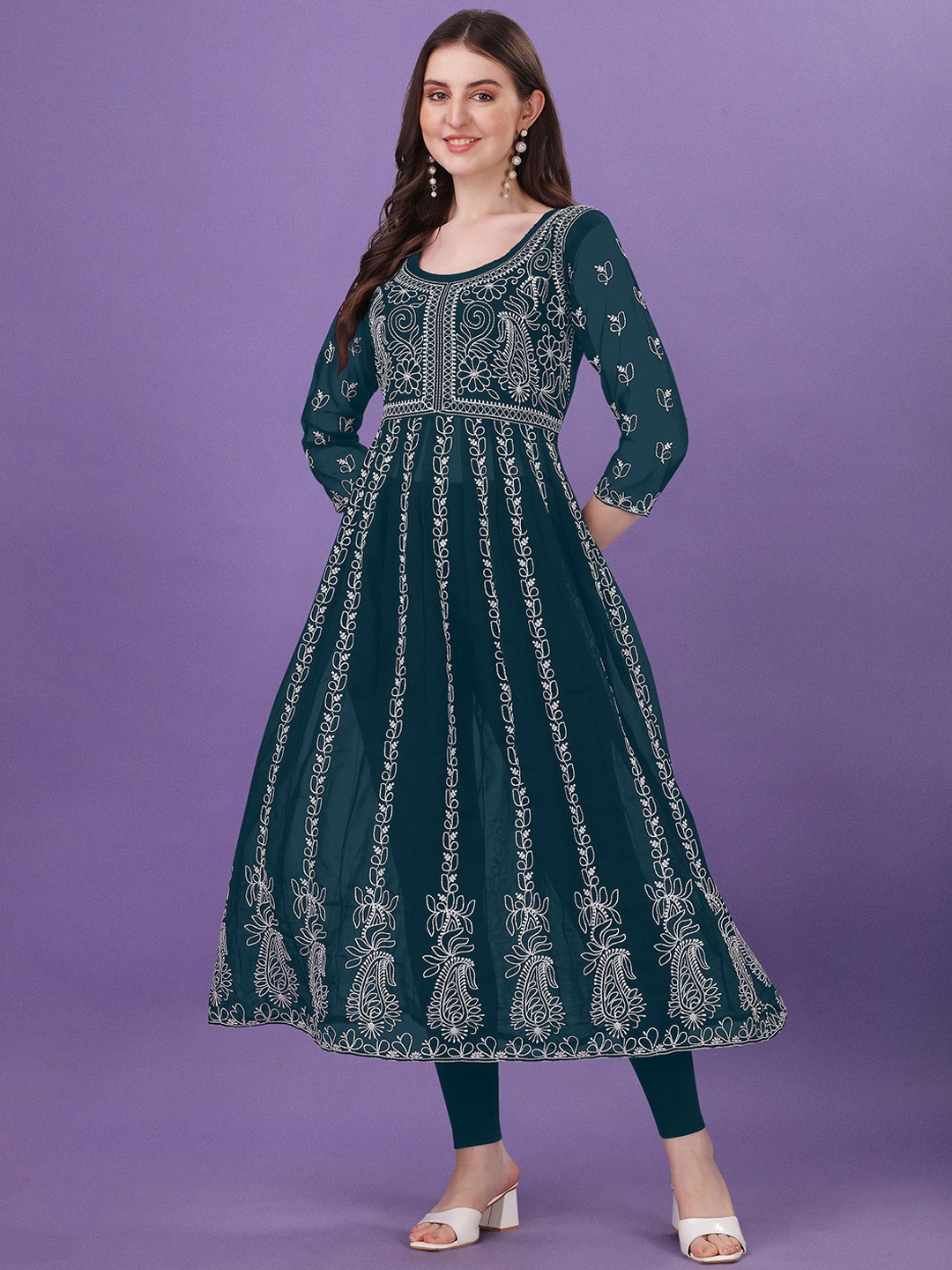 

Shree Ramkrishna Fab Paisley Embroidered Chikankari Georgette Anarkali Kurta, Teal