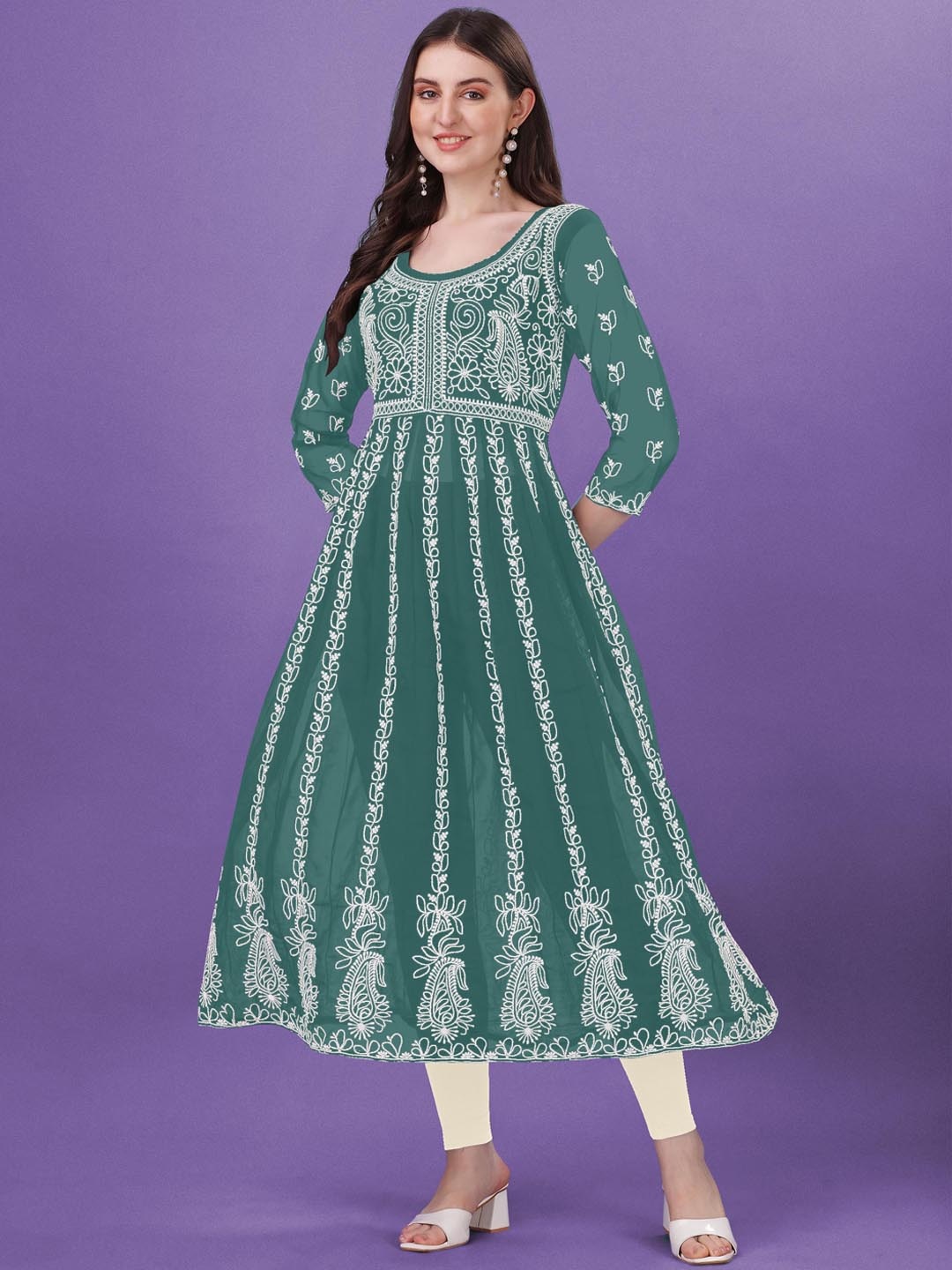 

Shree Ramkrishna Fab Paisley Embroidered Chikankari Georgette Anarkali Kurta, Green