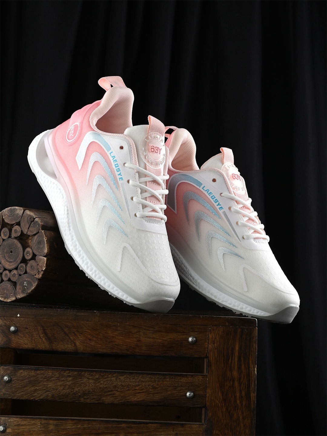 

The Roadster Lifestyle Co. Women White & Pink Lace-Up Walking Sports Shoes
